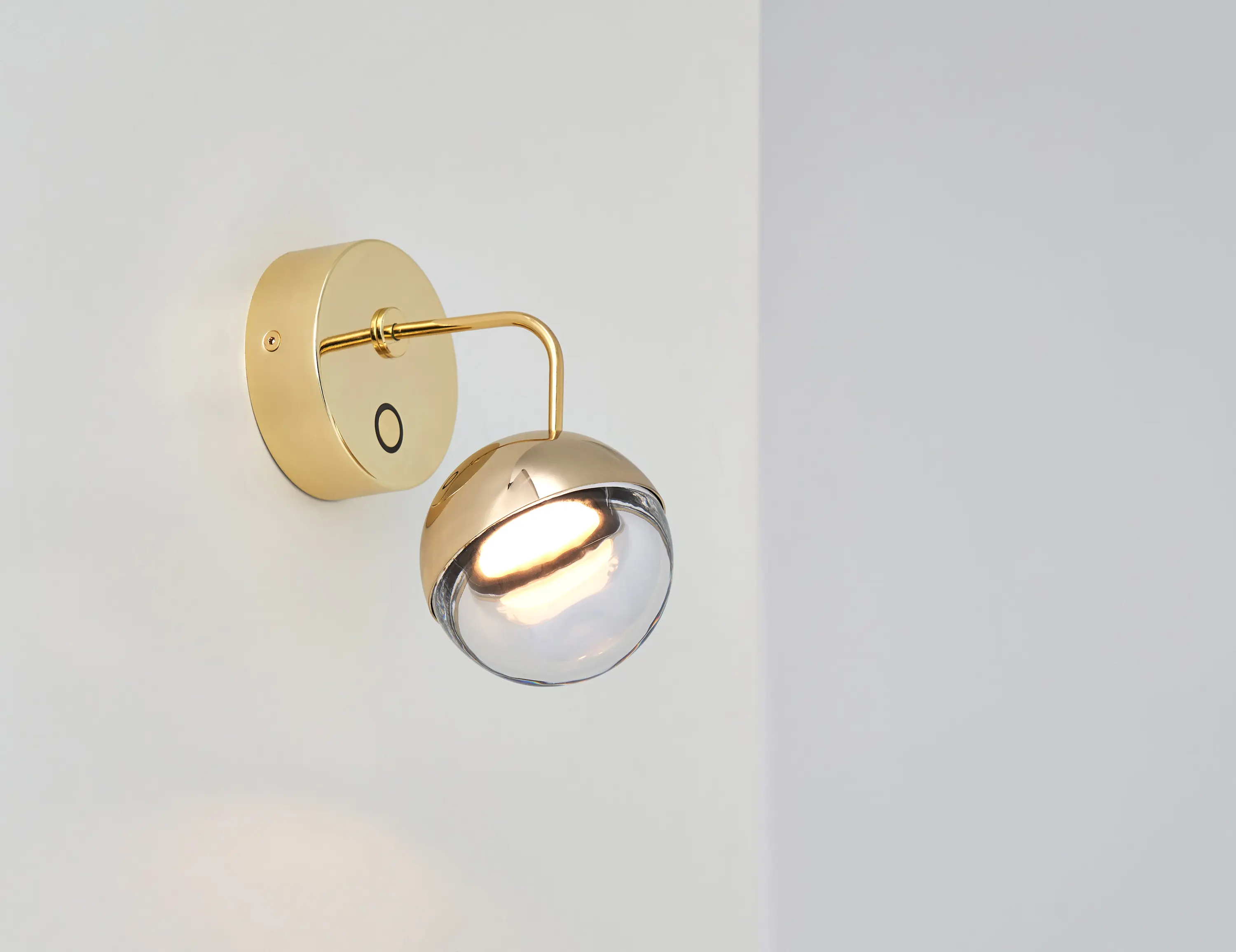 SEEDDESIGN - Dora W Wall Lamp