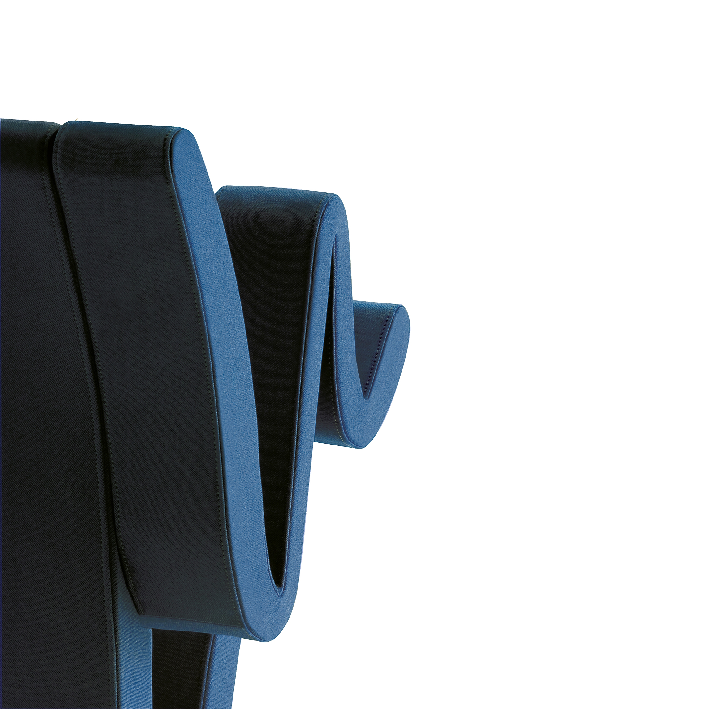 Display product Flow from manufacturer Poltrona Frau Group Contract Division