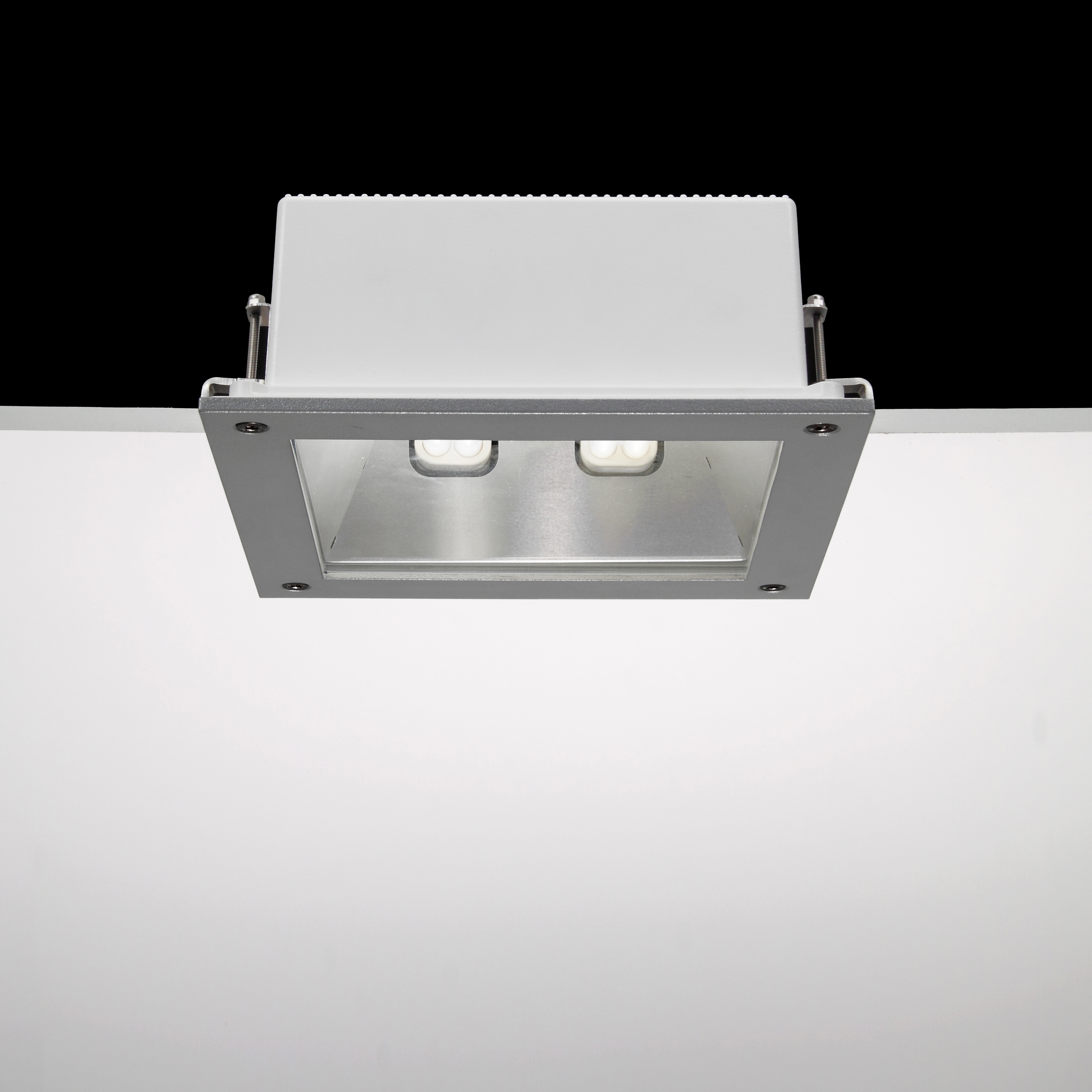 Mostrar el producto Ara / 250x250 mm - All Light - Transparent Glass del fabricante Ares