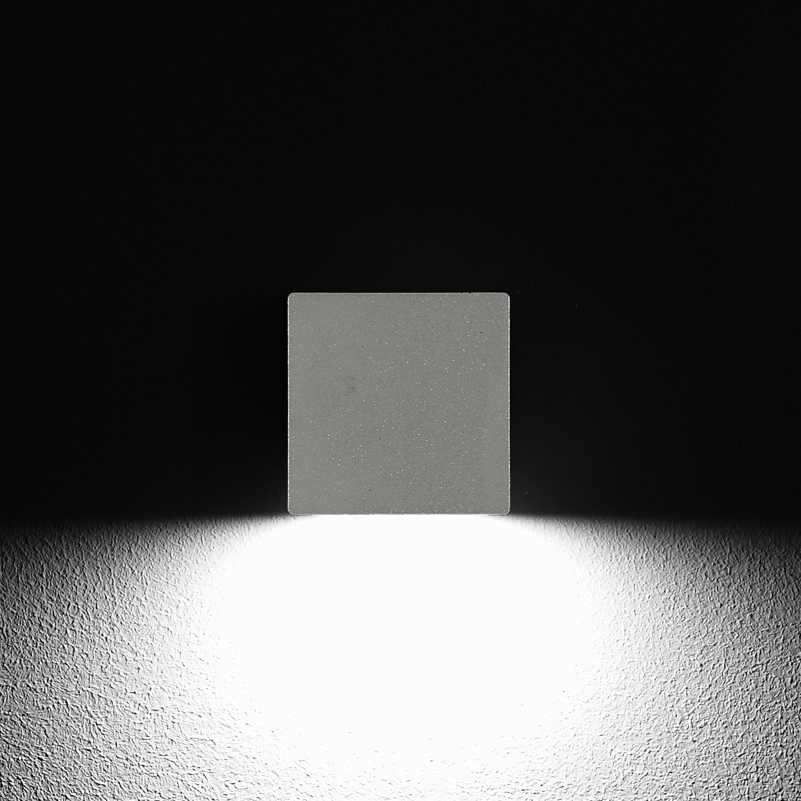 Mostrar el producto Zeta Power LED / Unidirectional del fabricante Ares