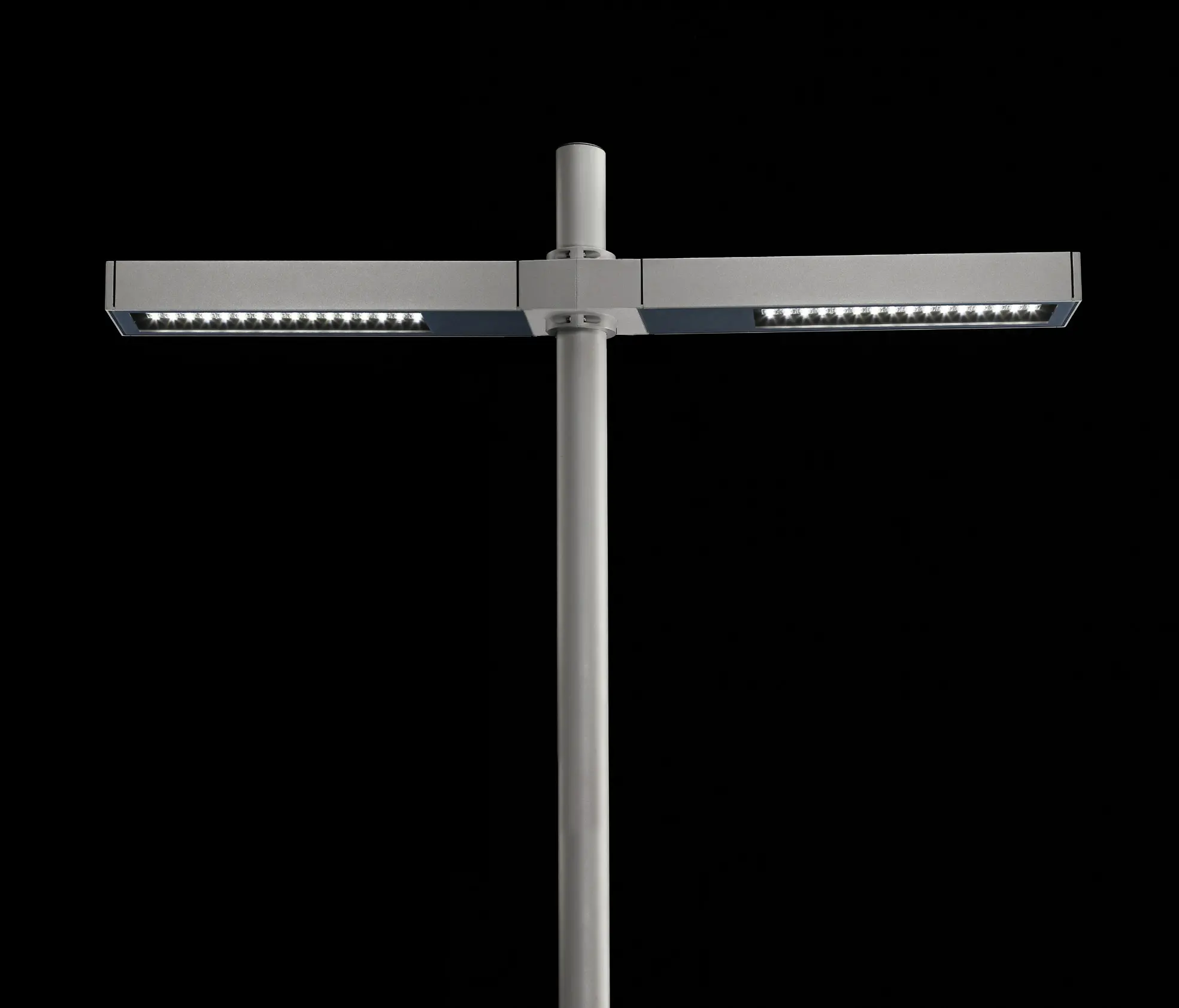 Ares - Dooku 600 Power LED / Pole Ø 76mm - Double Top Pole - Street Light Optic