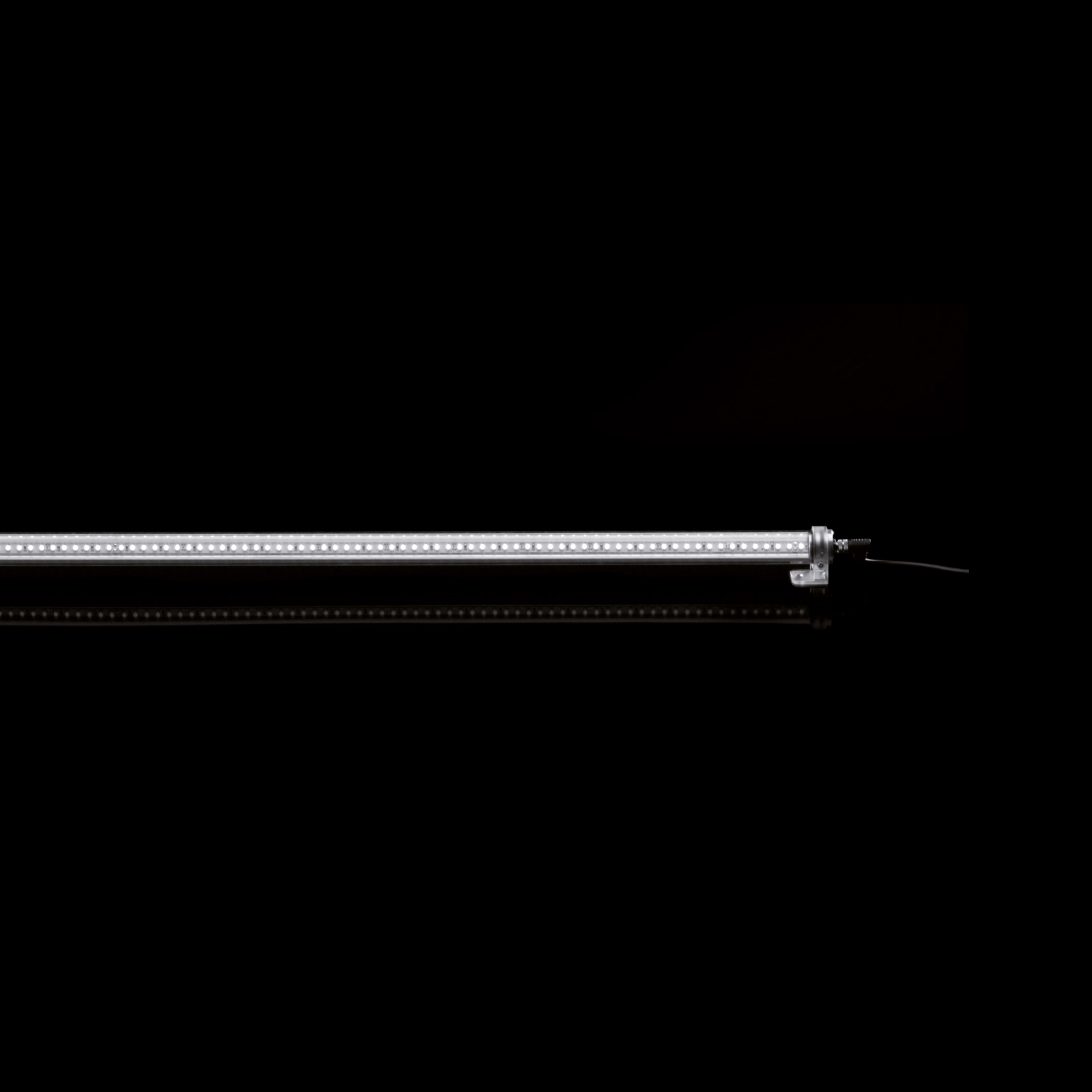 Vertoon produk Tau Low Power LED / L. 1054 - Transparent Diffuser van vervaardiger Ares
