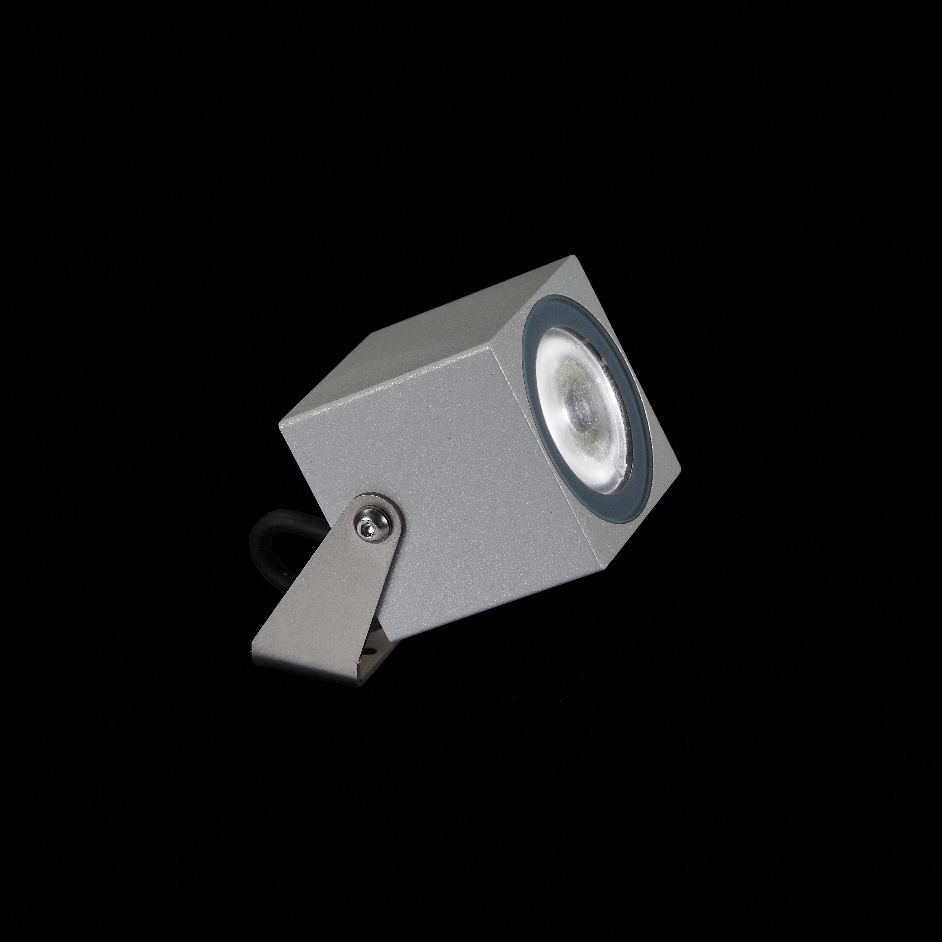 Mostrar el producto Pi Power LED / 50x50mm - Adjustable - Medium Beam 30° del fabricante Ares