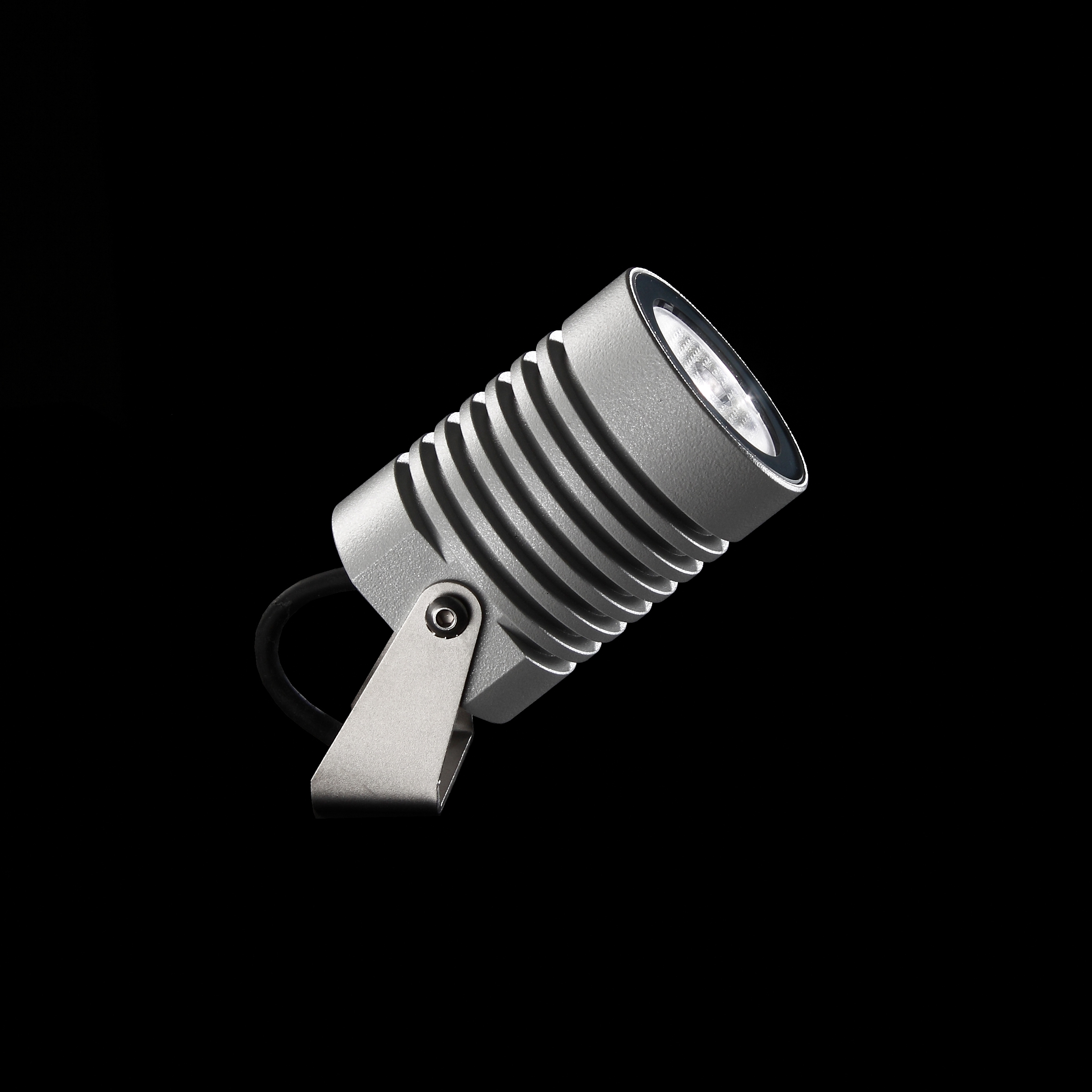 Produkt Iota Power LED / Adjustable - Medium Beam 30° des Herstellers Ares anzeigen