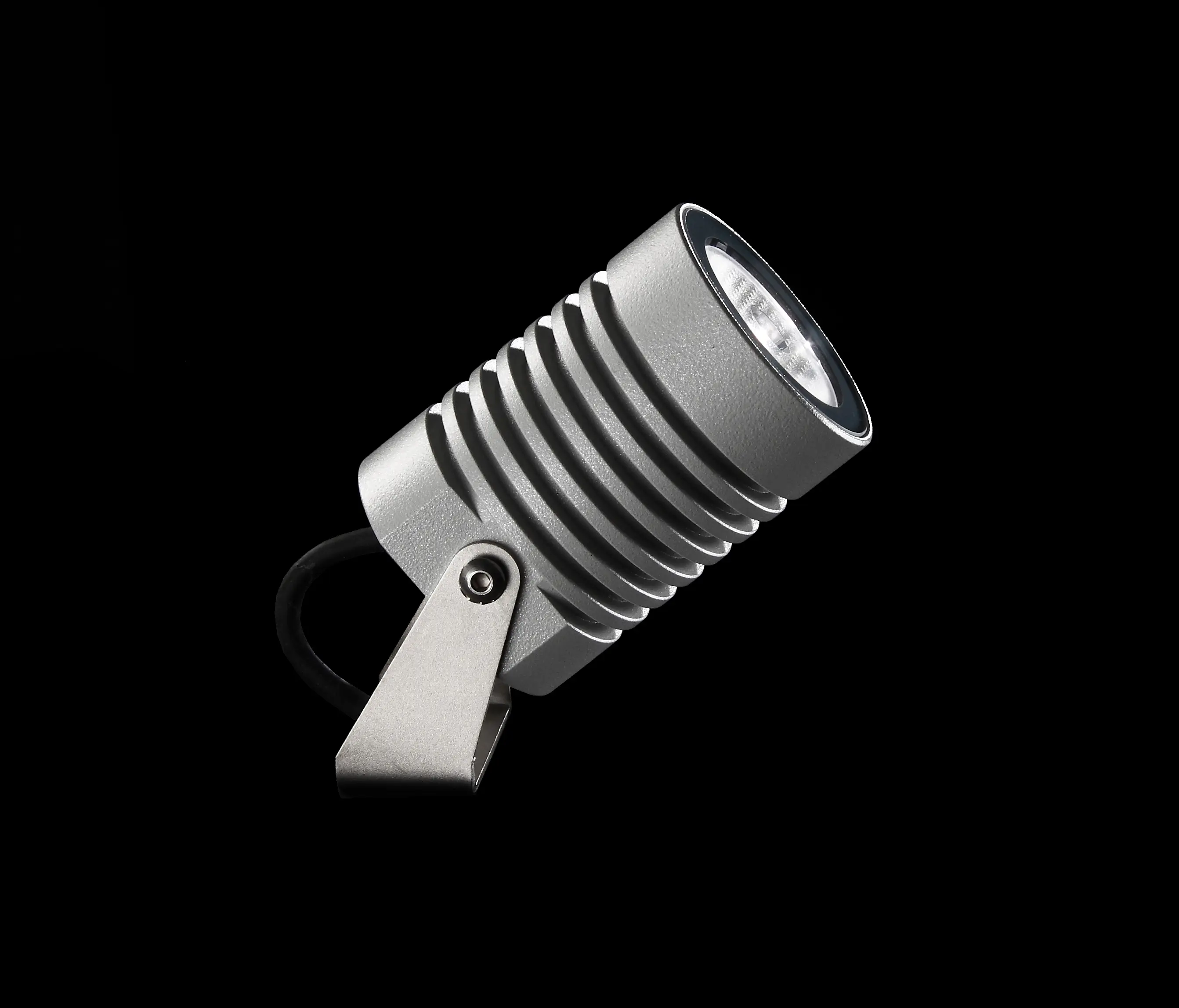 Ares - Iota Power LED / Adjustable - Medium Beam 30°