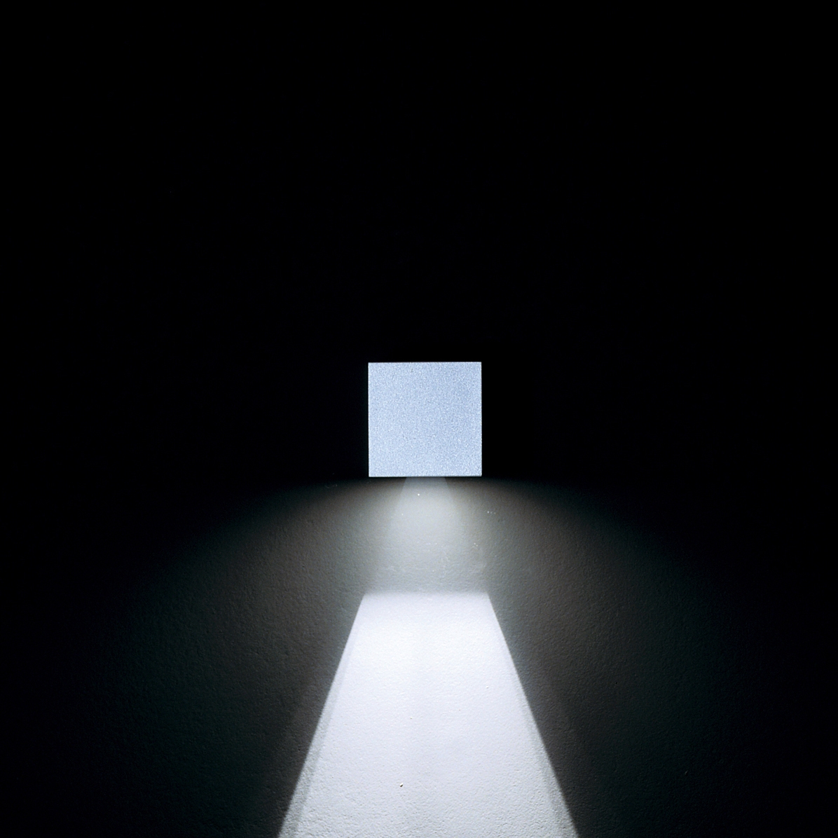 Vertoon produk Leo 80 Power LED / Unidirectional - Medium Beam 40° van vervaardiger Ares