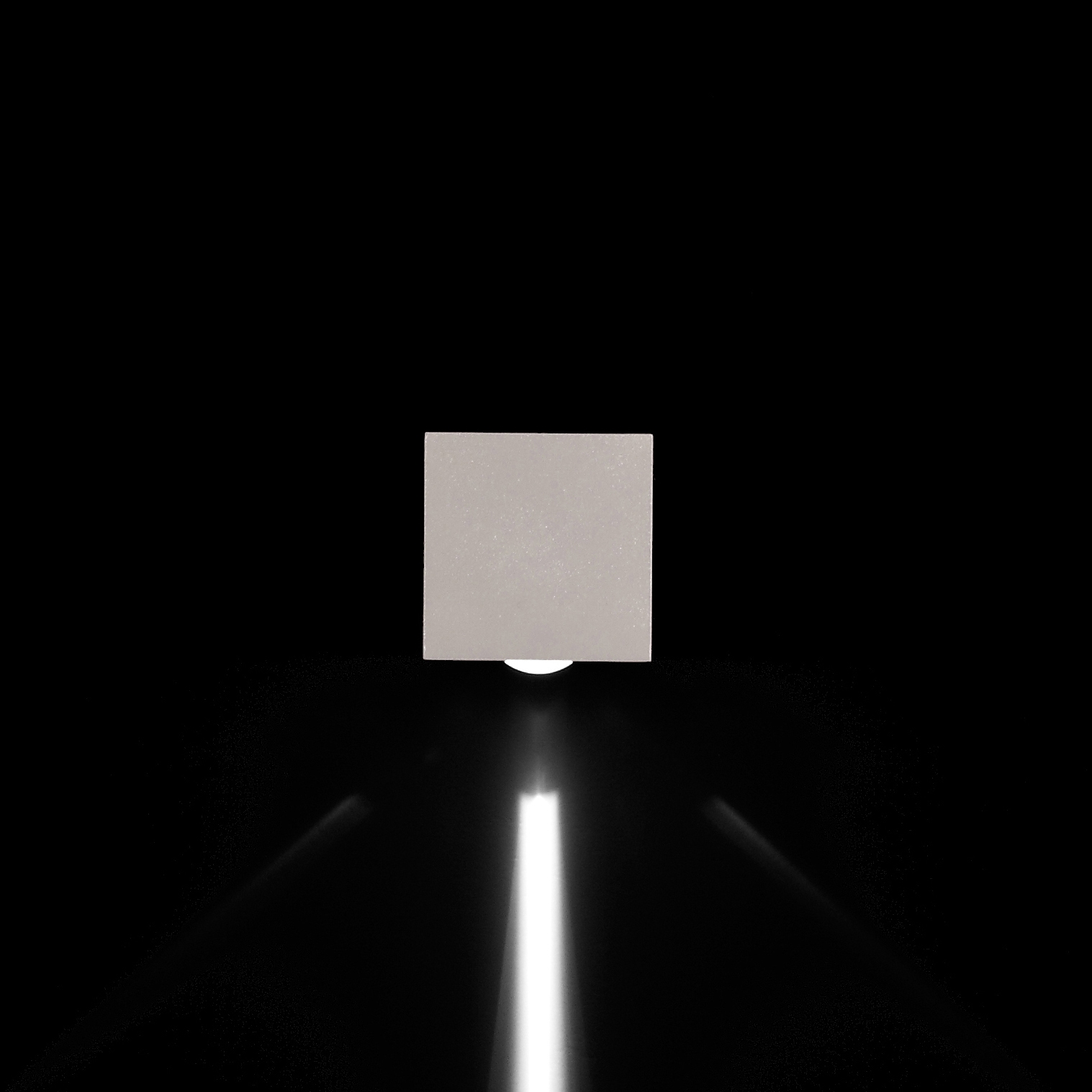 Mostrar el producto Leo 120 / Unidirectional - Narrow Beam 4° - Convex Lens del fabricante Ares