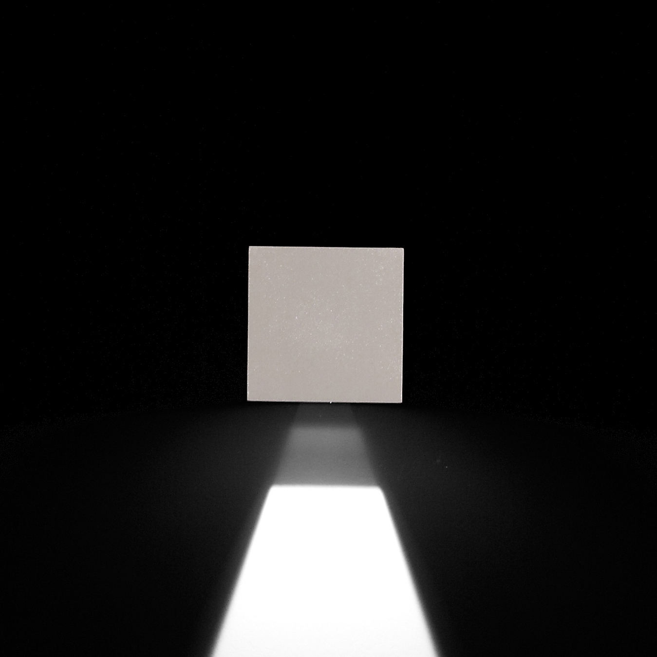 Vertoon produk Leo 120 / Unidirectional - Medium Beam 35° van vervaardiger Ares