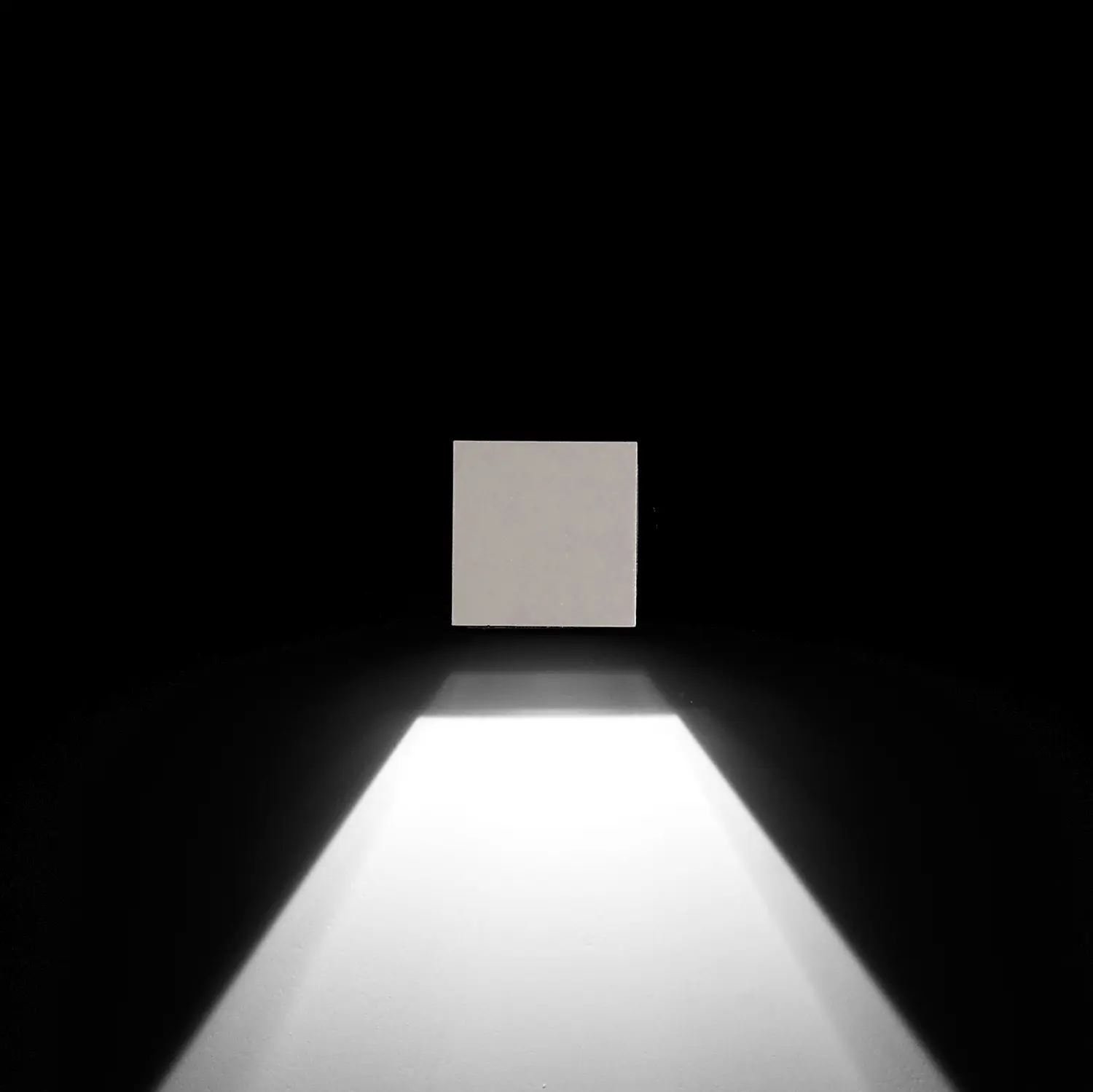 Ares - Leo 120 Power LED / Unidirectional - Wide Beam 65°