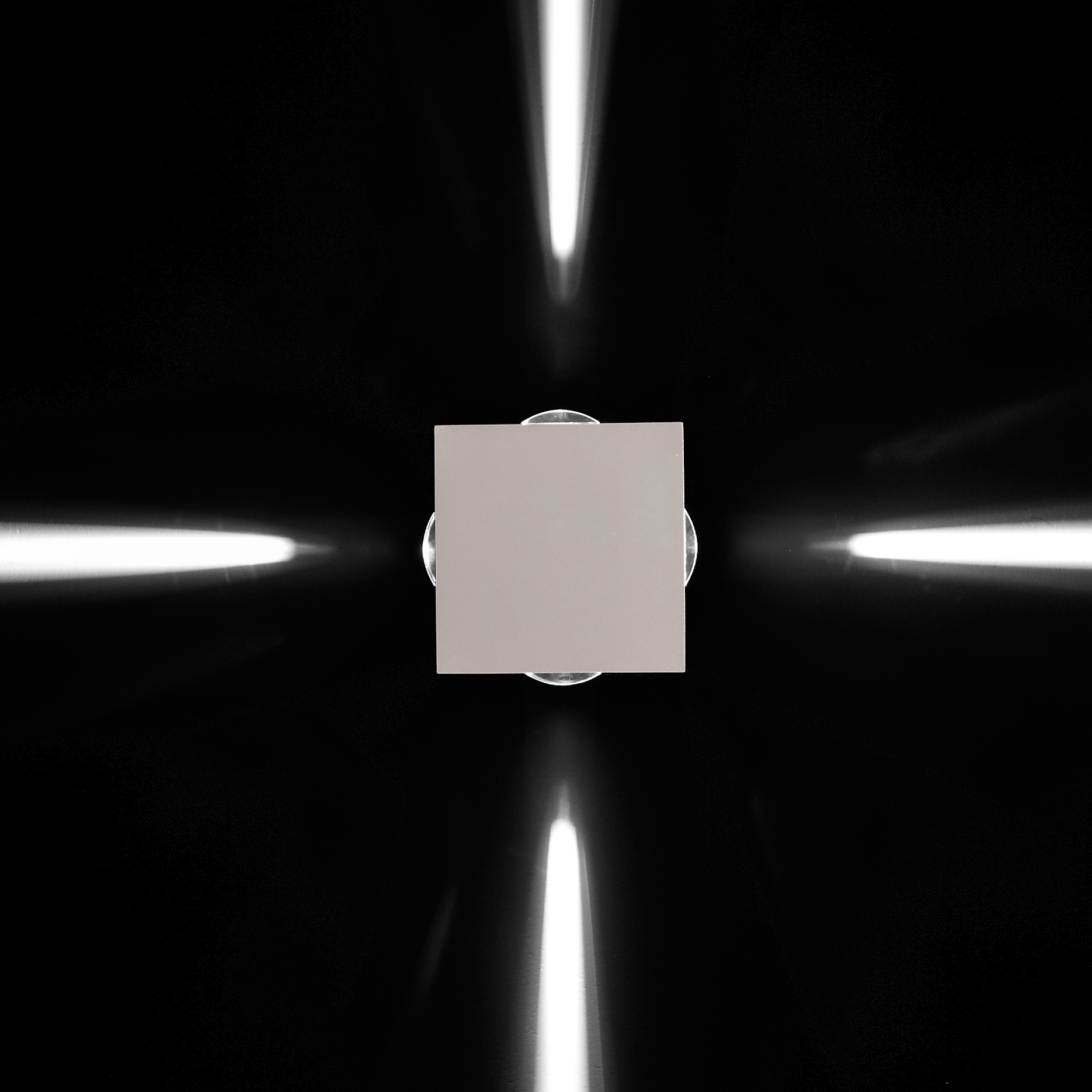 Mostrar el producto Leo 160 / Omnidirectional - Narrow Beam 4° - Convex Lens del fabricante Ares