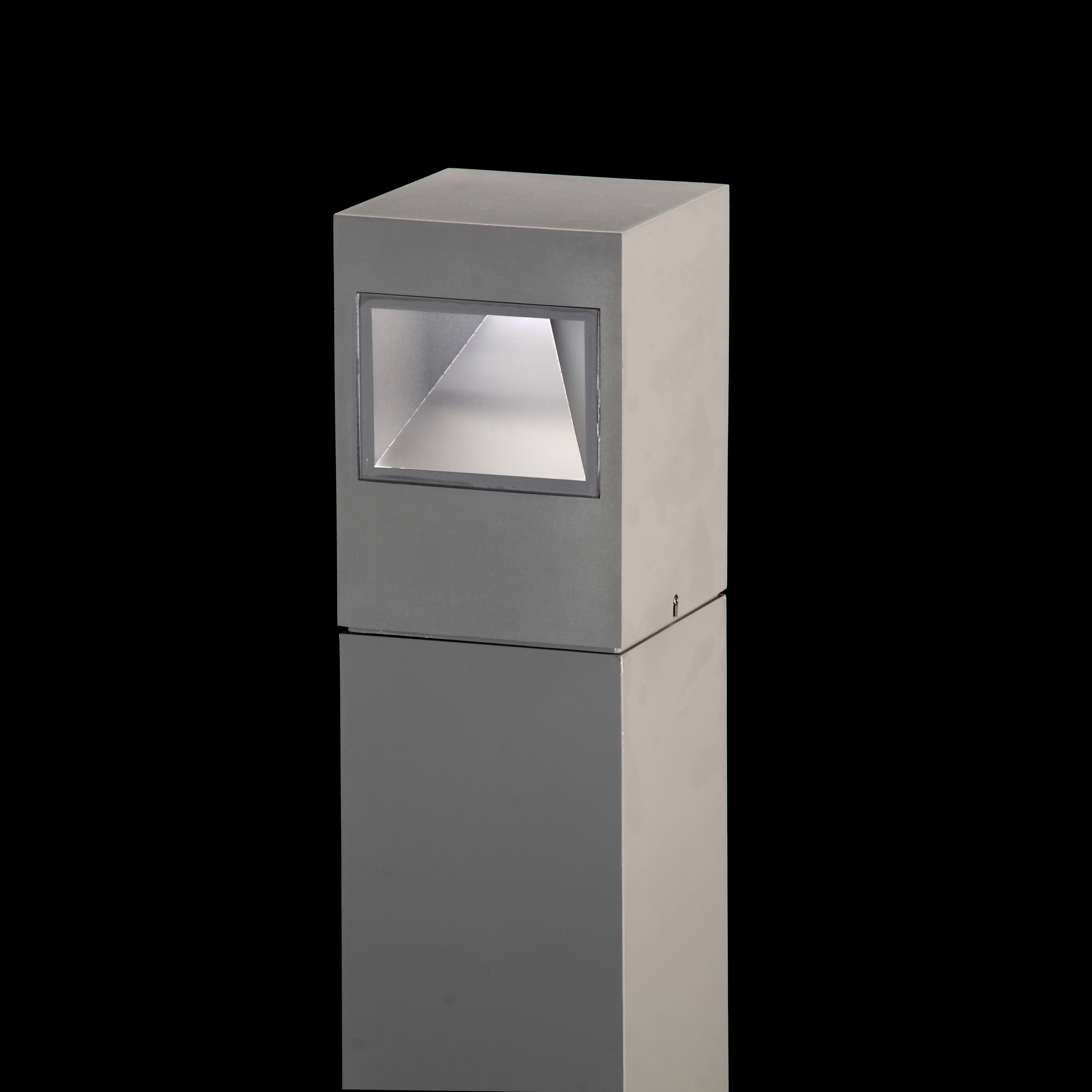 Produkt Leo 160 on post Power LED / Unidirectional - Transparent Glass des Herstellers Ares anzeigen
