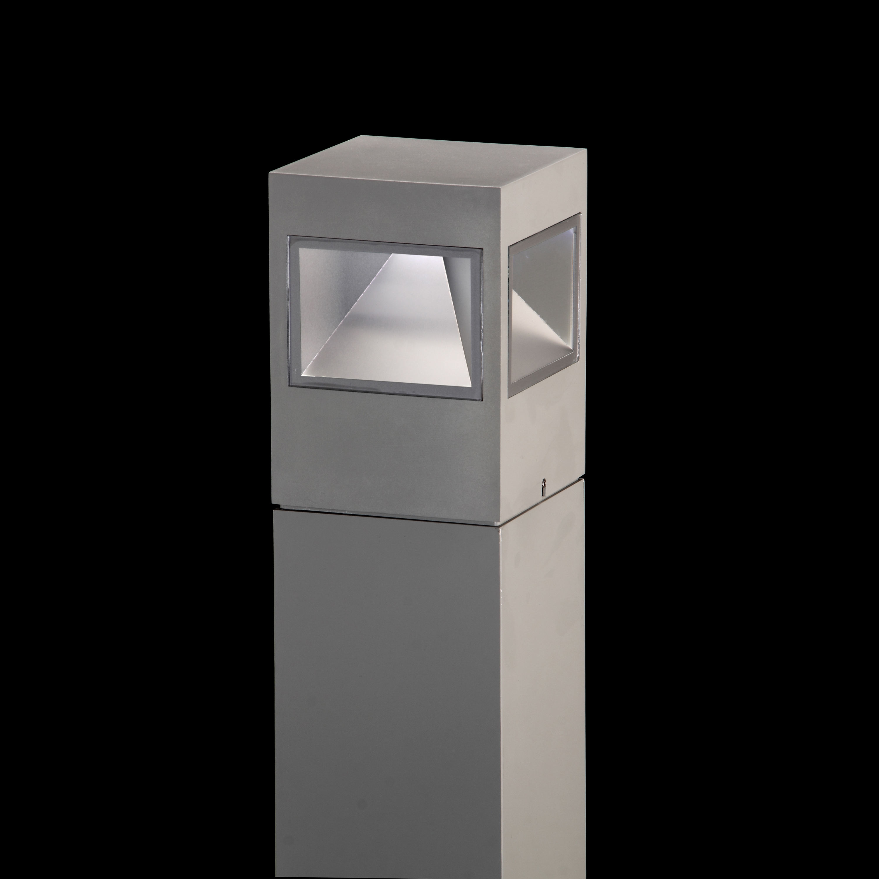 Mostrar el producto Leo 160 on post / Omnidirectional - Transparent Glass del fabricante Ares