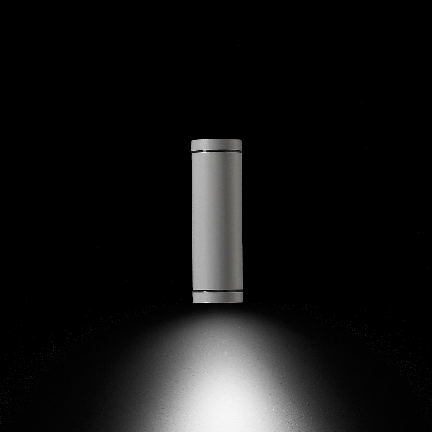 Mostra il prodotto Emma 70 Power LED / Monoemissione - Fascio Largo 50° del produttore Ares