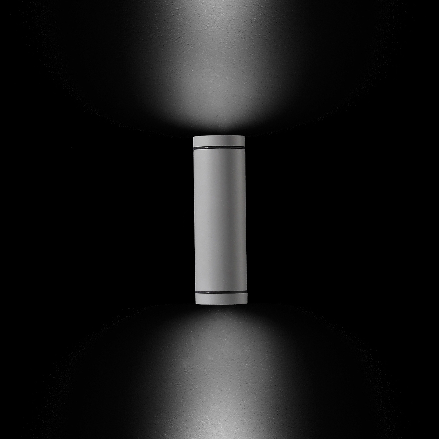 Mostra il prodotto Emma 70 Power LED / Biemissione - Fascio Stretto 10° del produttore Ares