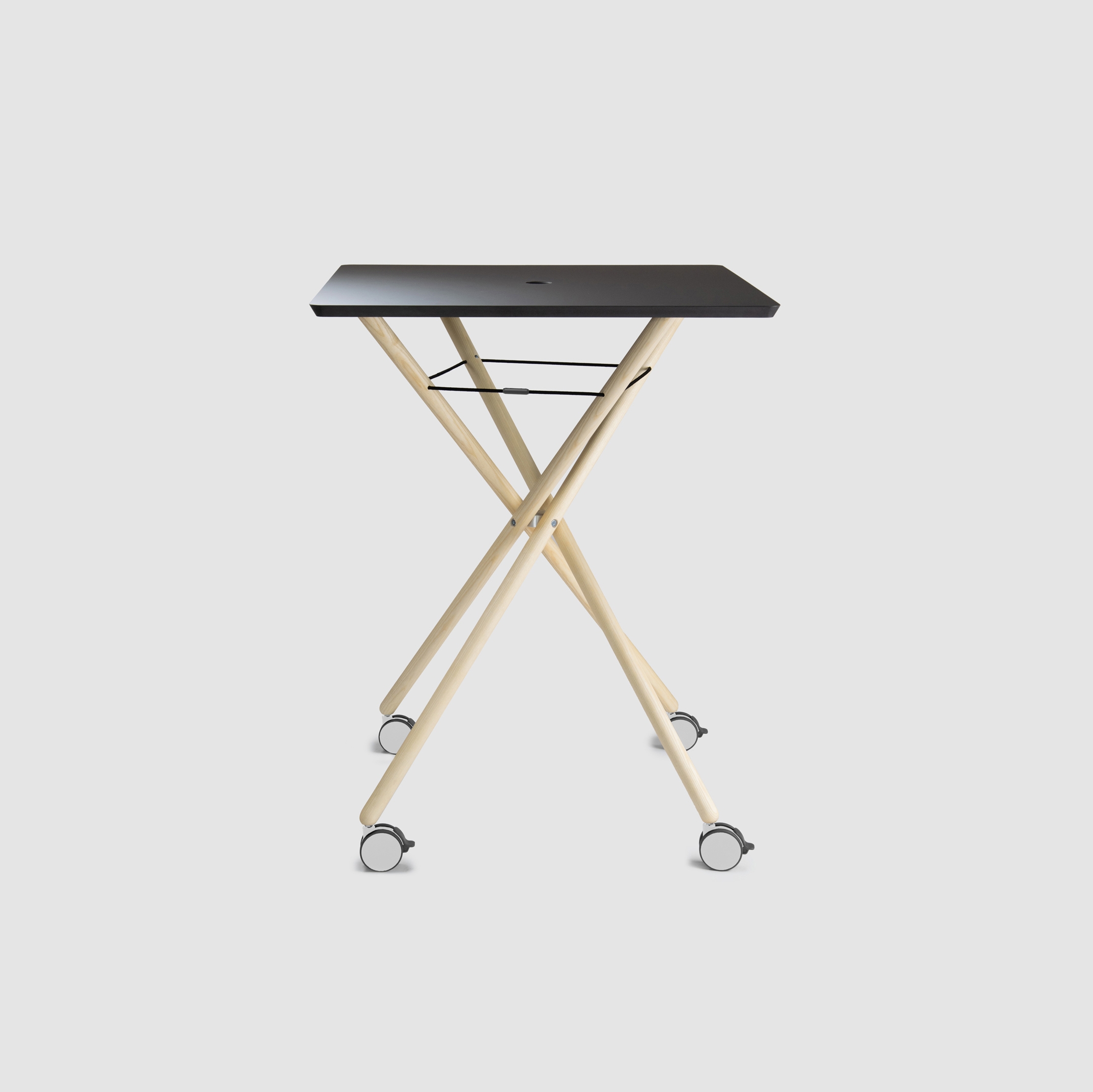 Link and Think | High table