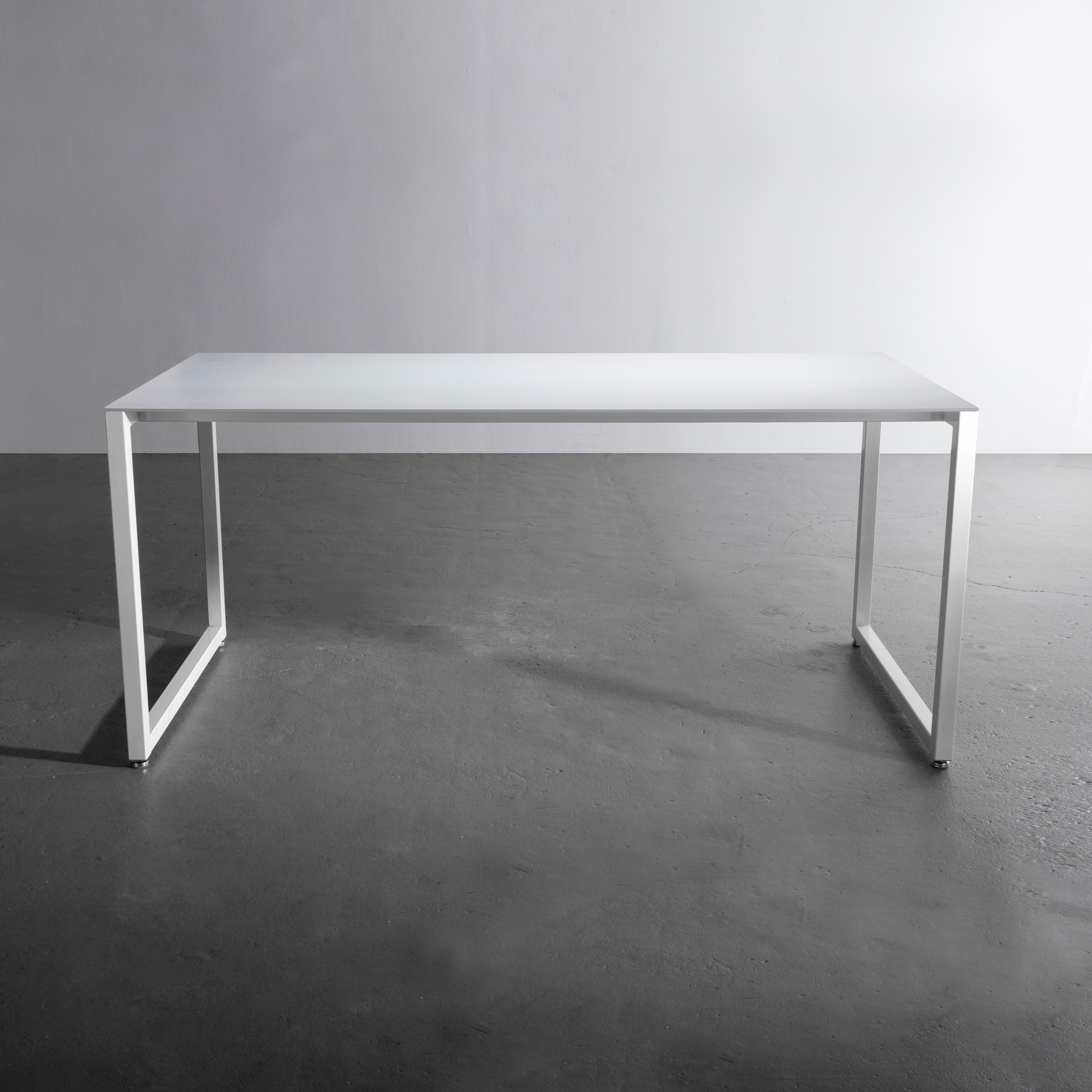 Produkt Slim Line | Table des Herstellers David Gaynor Design anzeigen