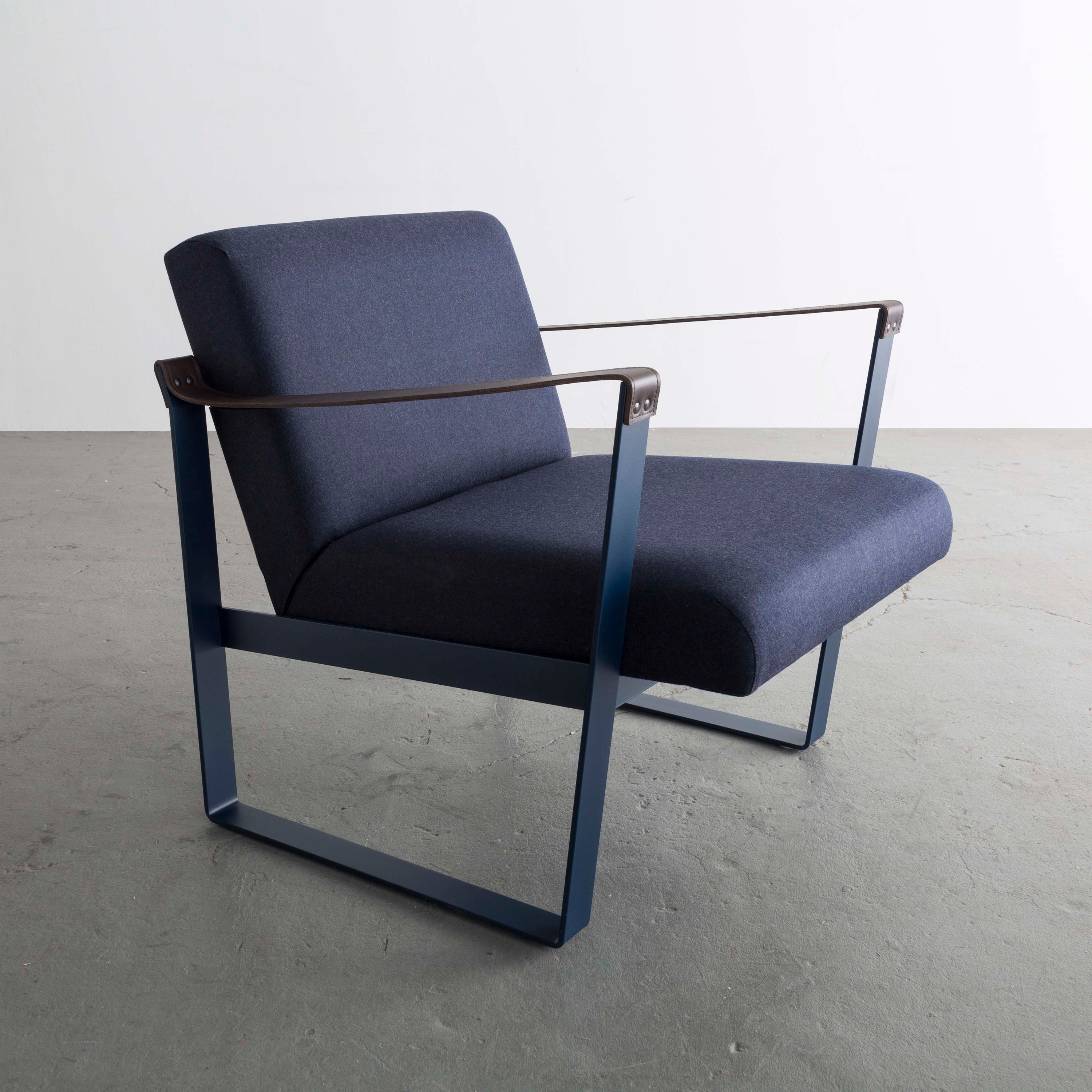 Display product Strap | Lounge Chair from manufacturer David Gaynor Design