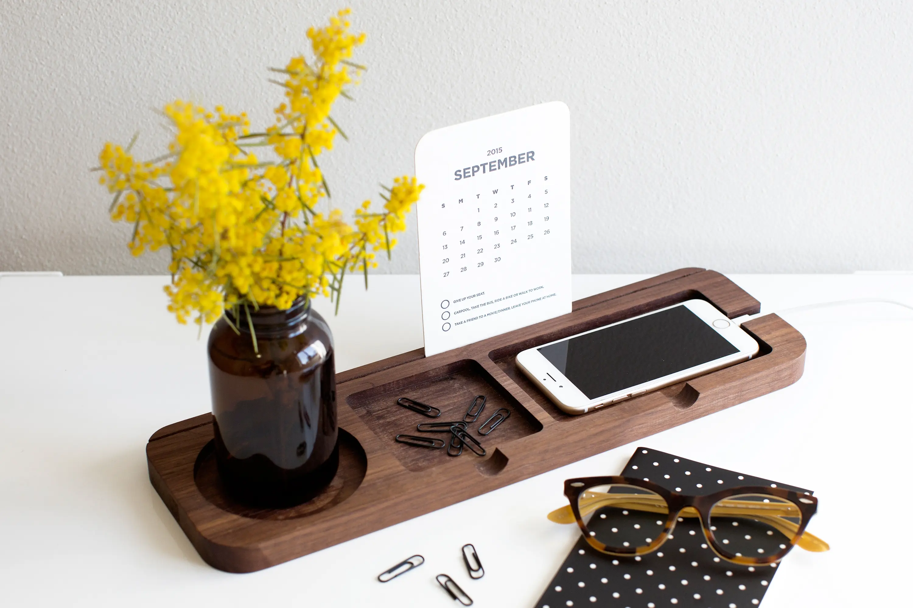 ChristelH - Platform 3 desk organiser