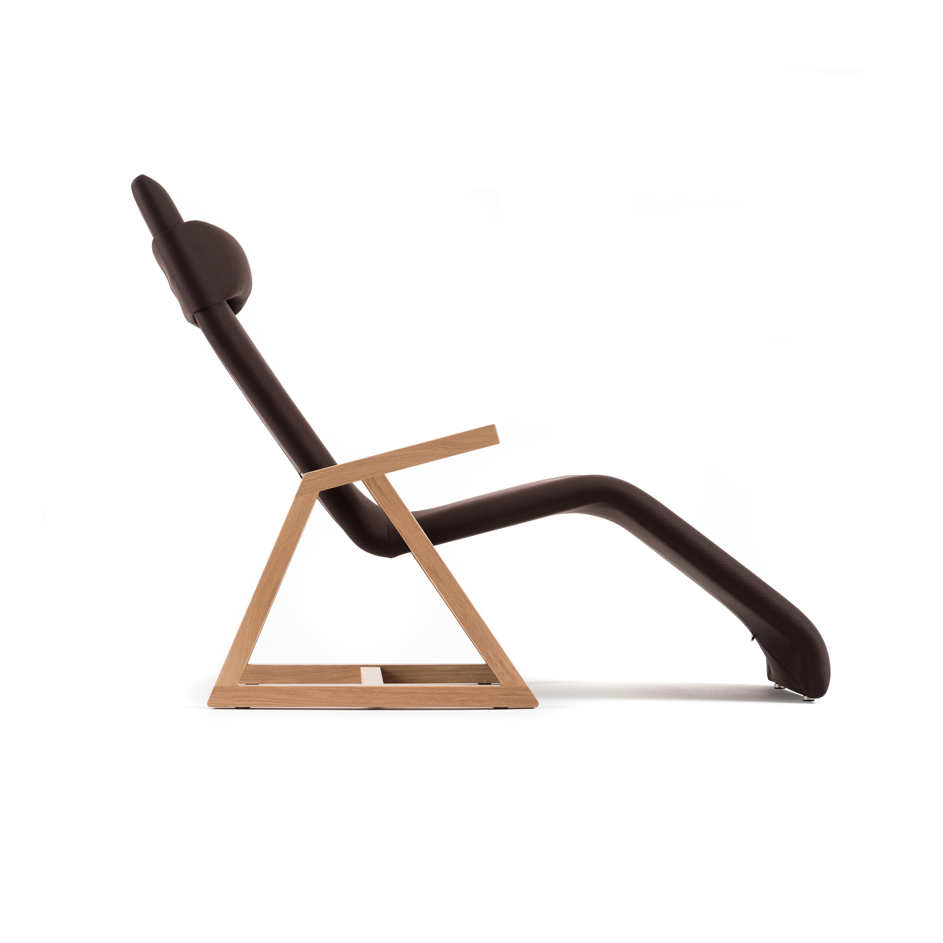 Mostra il prodotto Easy Recliner Oak del produttore Lina Design
