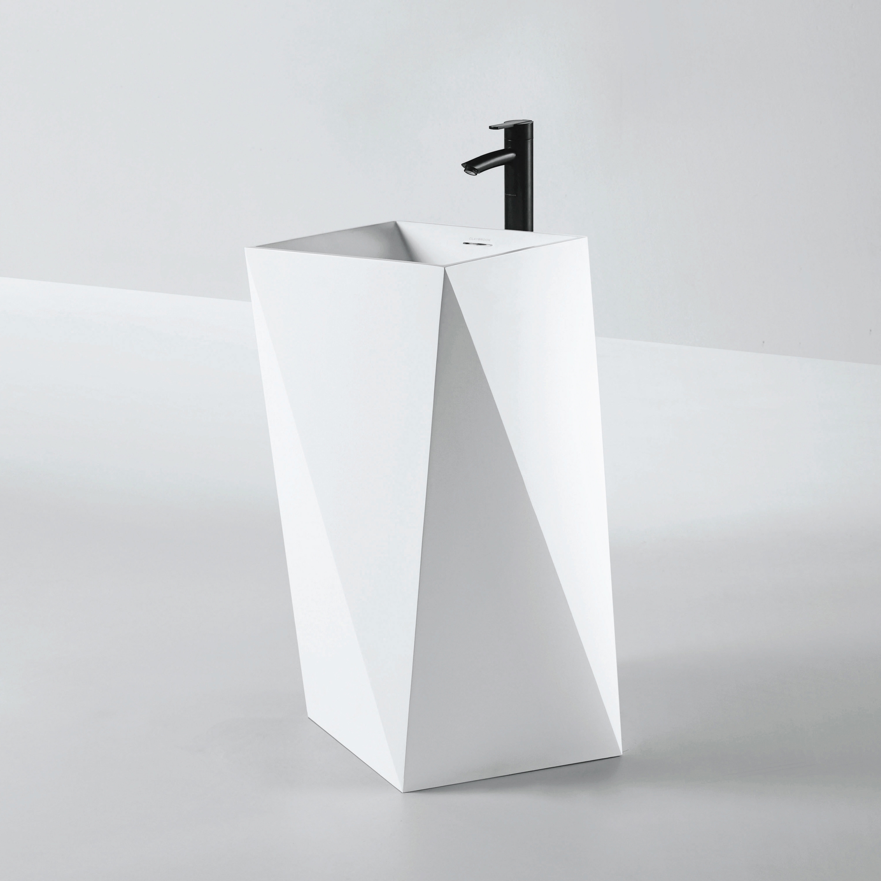 Produkt Matrix Free-standing Basin des Herstellers Claybrook Interiors Ltd. anzeigen