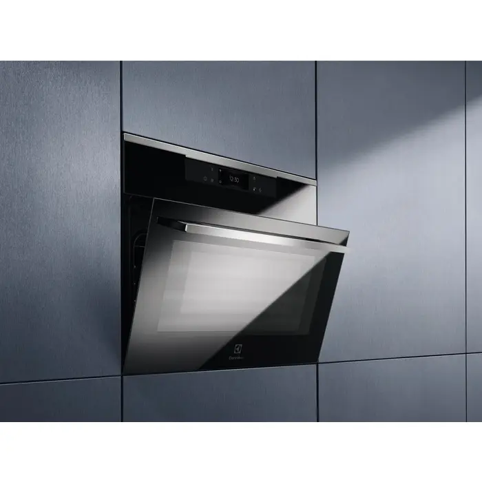 Electrolux Group - 800 CombiQuick Microwave/Oven with Pure enamel