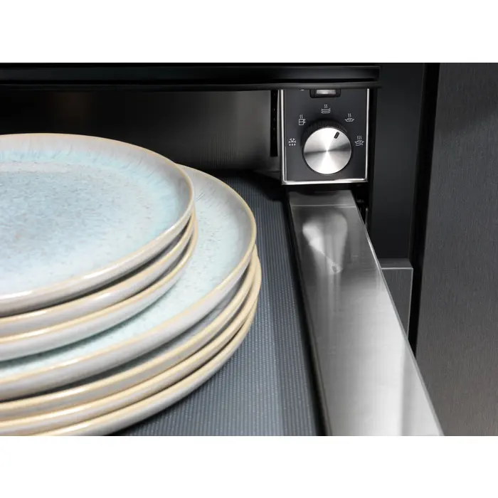 Electrolux Group - 900 Heat Box Built-in Matt Black