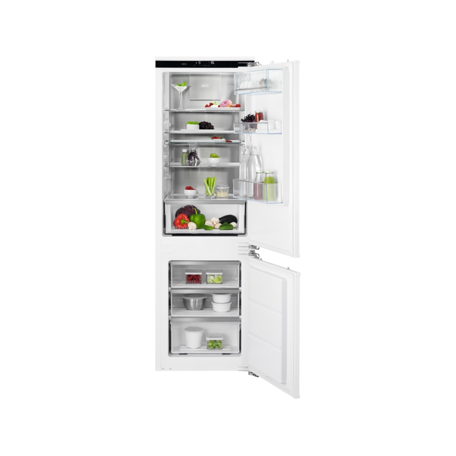 Mostra il prodotto 8000 Cooling 360° Integrated Fridge Freezer 176.9 cm - White del produttore Electrolux Group