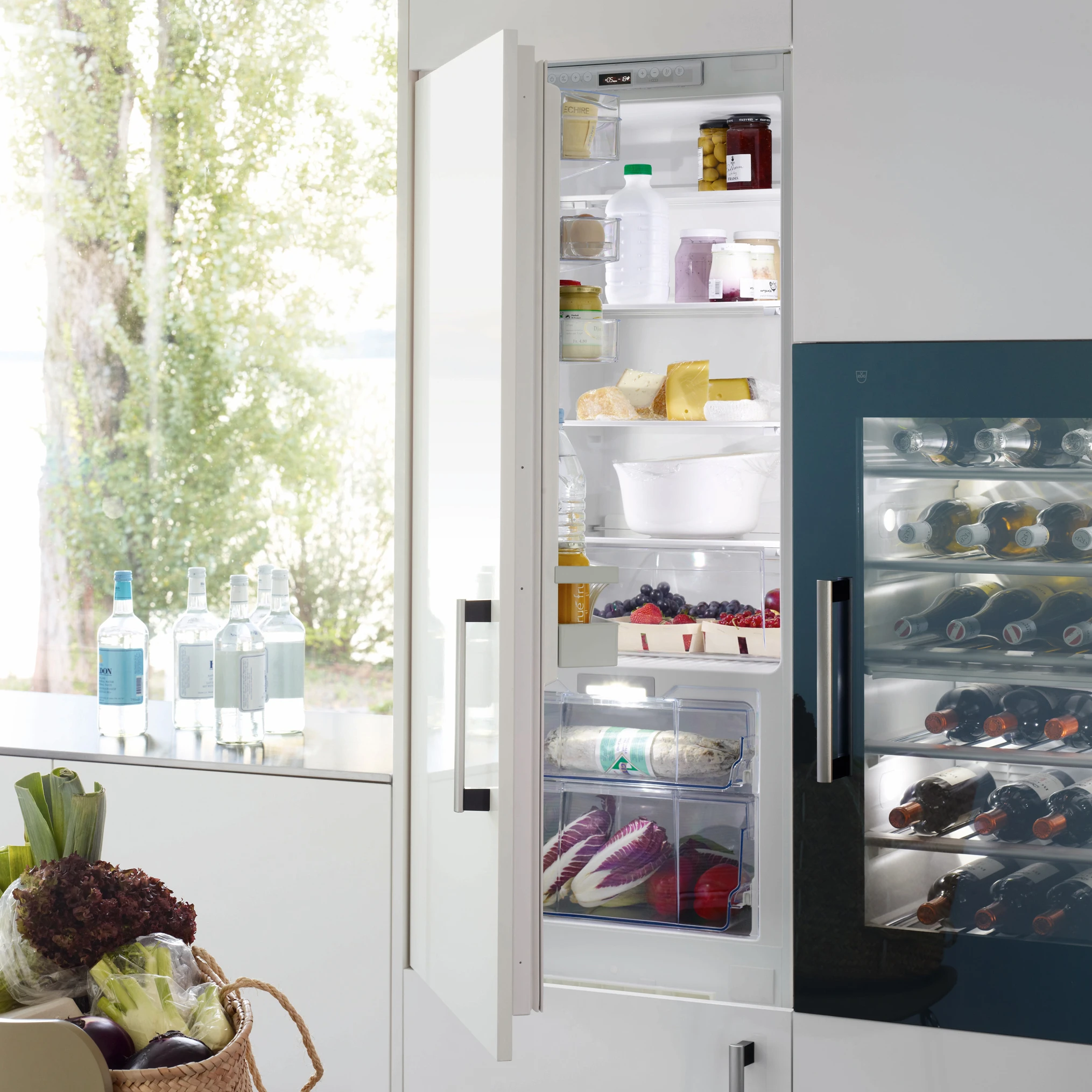 REFRIGERATOR