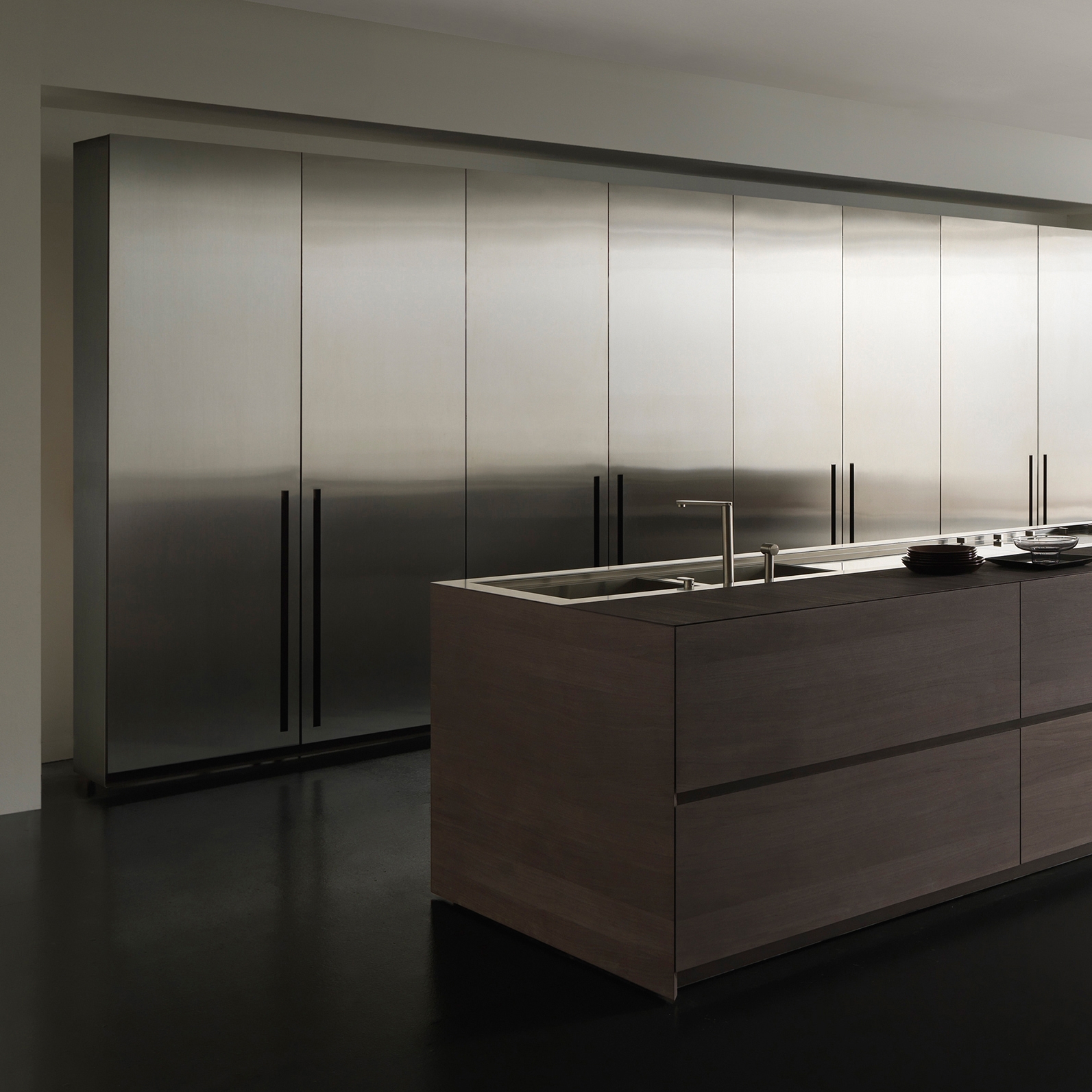 Produkt Fly 2 island in Noce Ossidato and steel des Herstellers Modulnova anzeigen