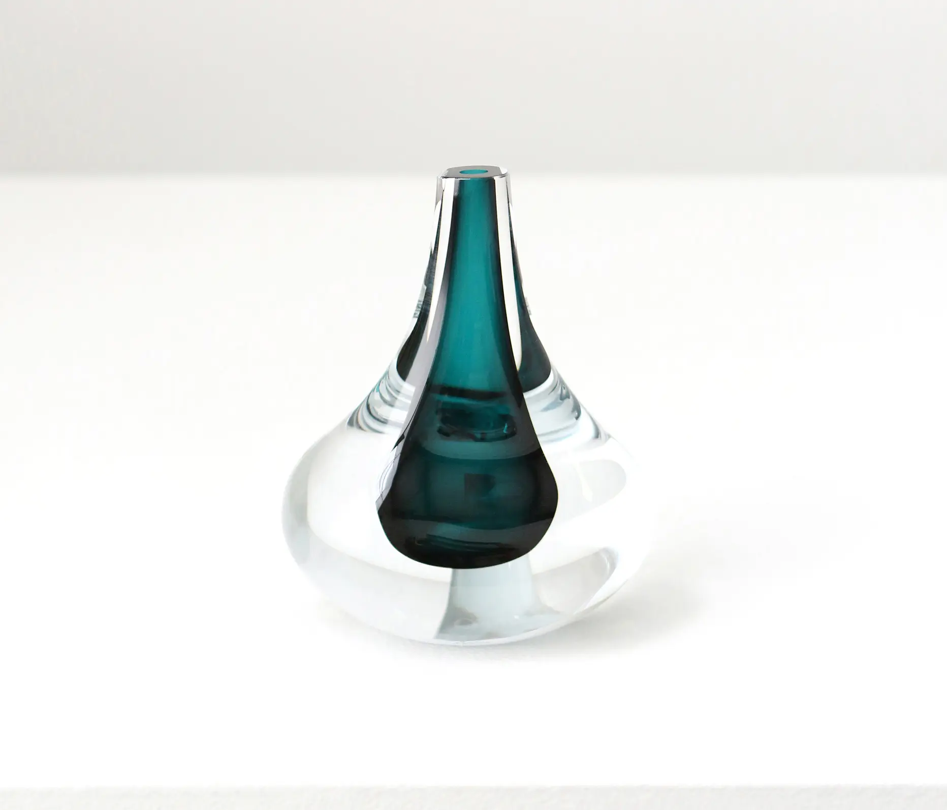 gallery-slide-0