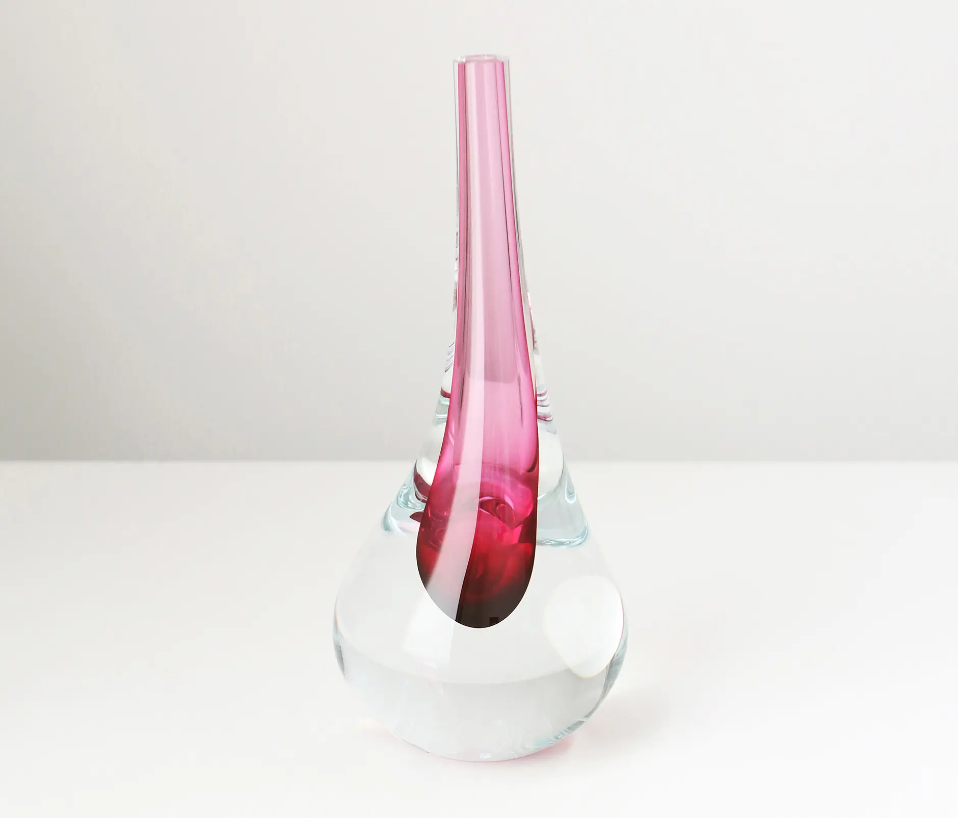 SkLO - Droplet Vessel Shape 4 Fuchsia