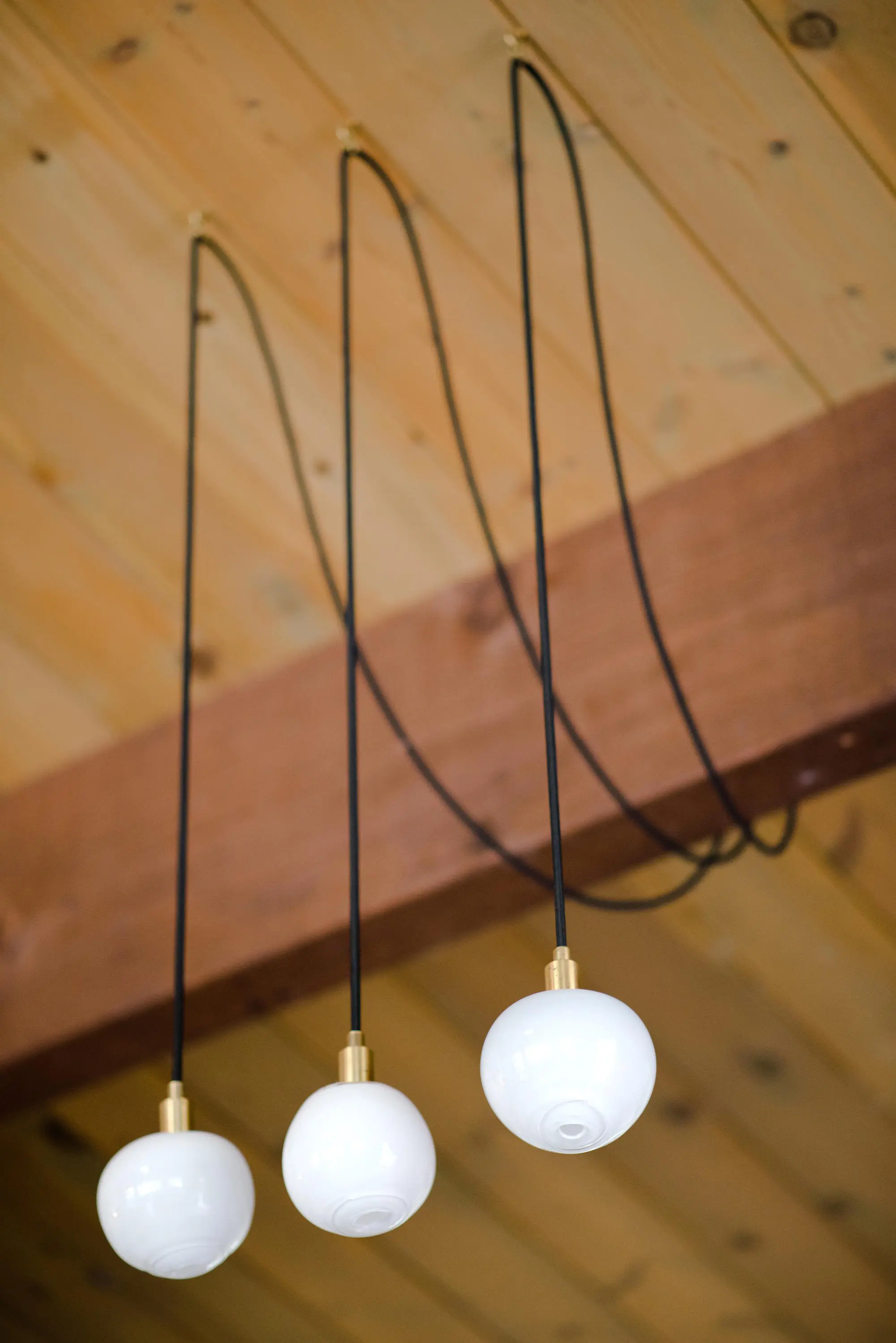 SkLO - Drape Hook 3 Pendant