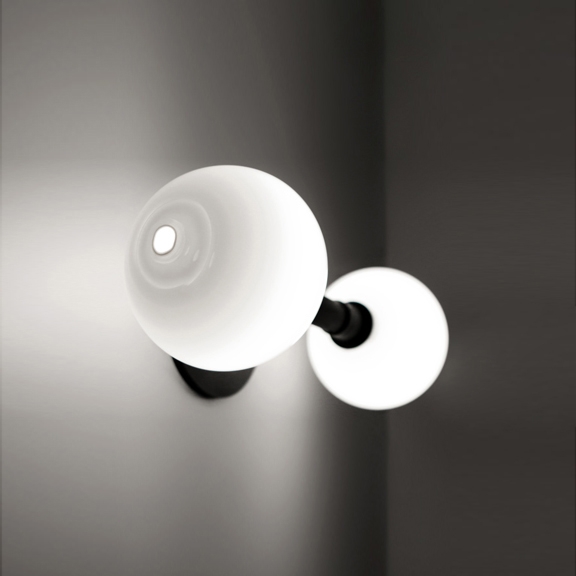 Mostra il prodotto Stem Sconce/Ceiling 2X del produttore SkLO