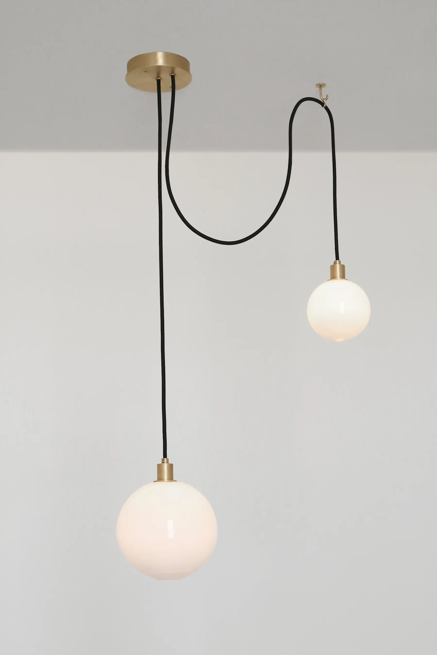 SkLO - Drape Composition 1 Pendant