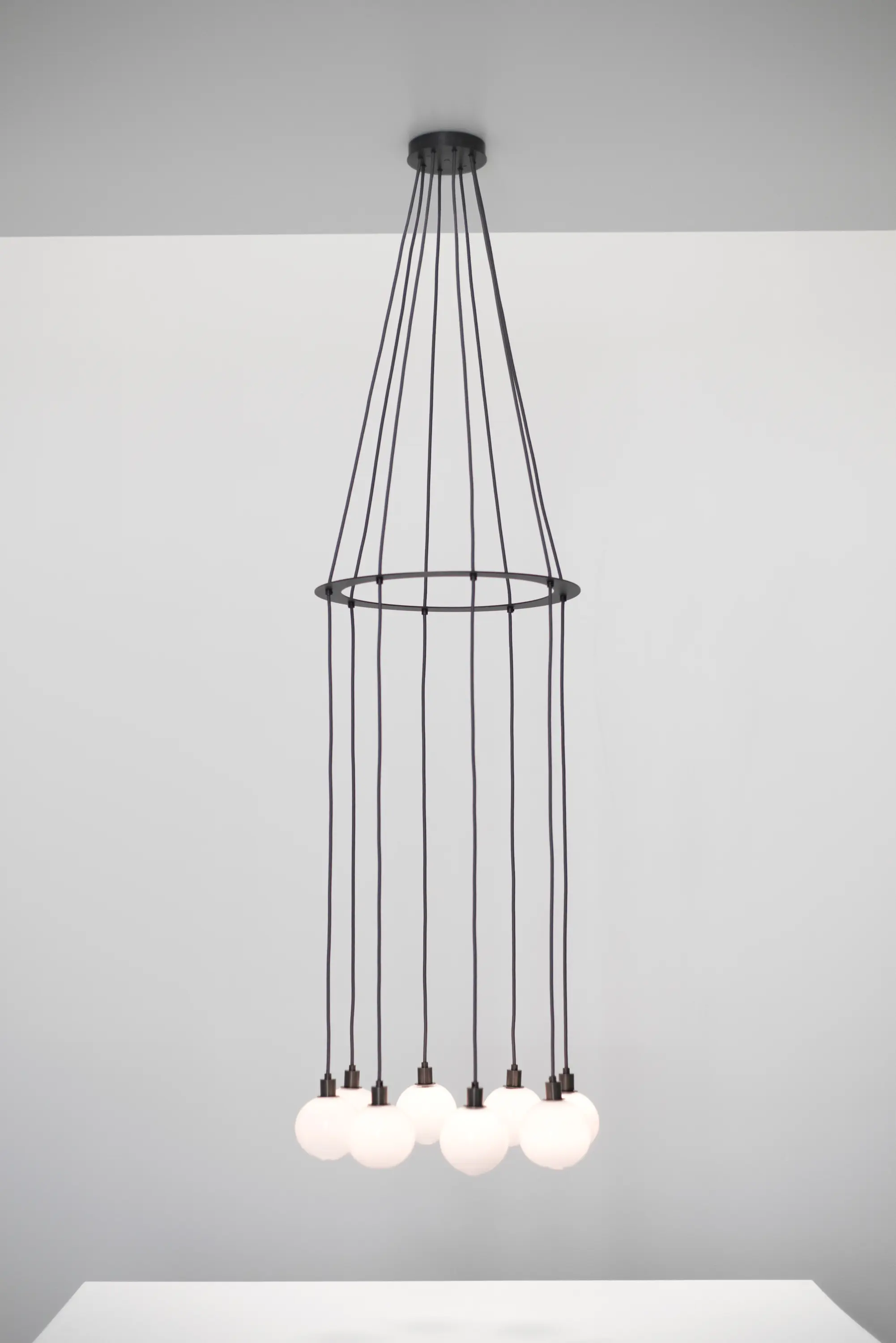 SkLO - Drape Circle 8 Chandelier