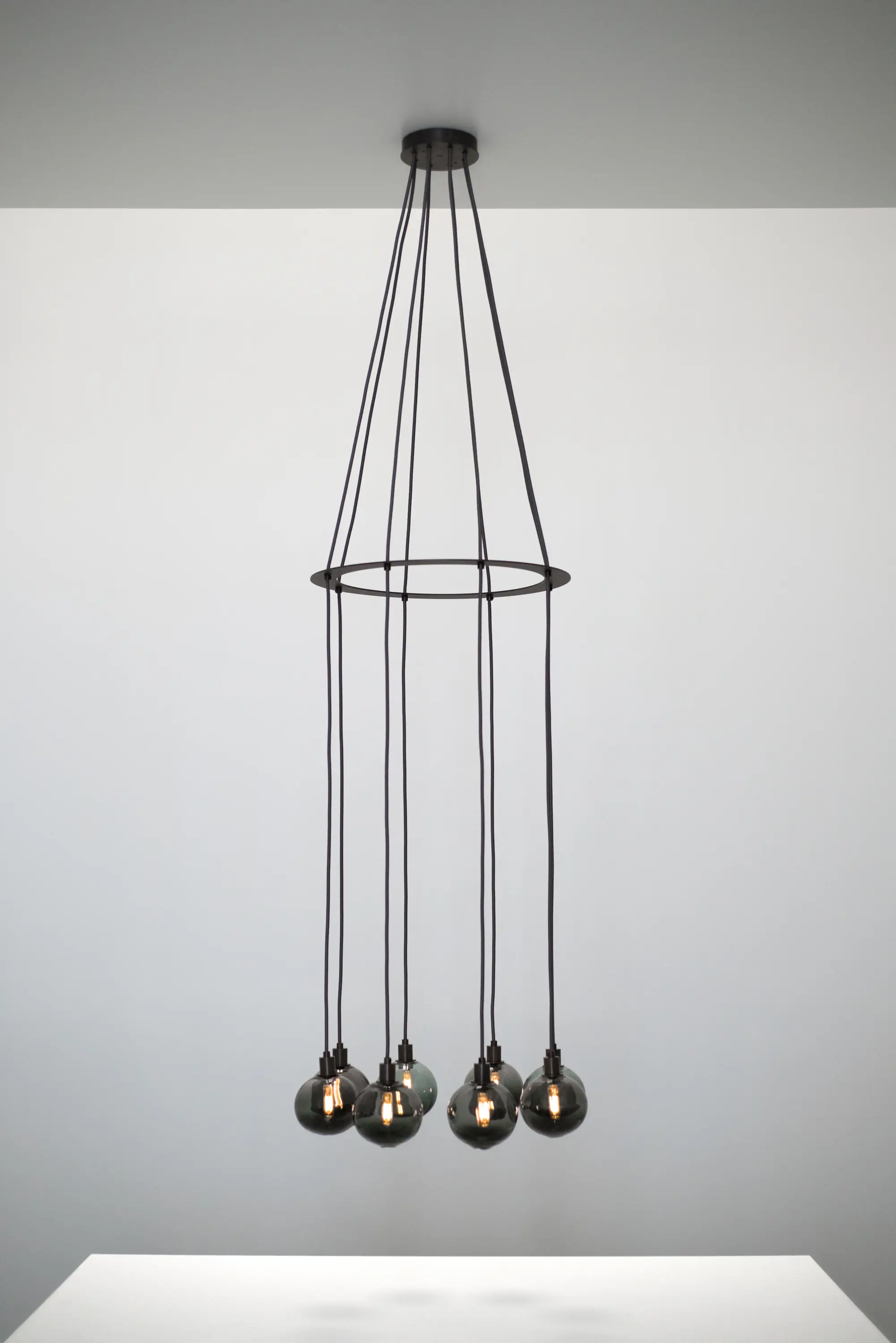 SkLO - Drape Circle 8 Chandelier