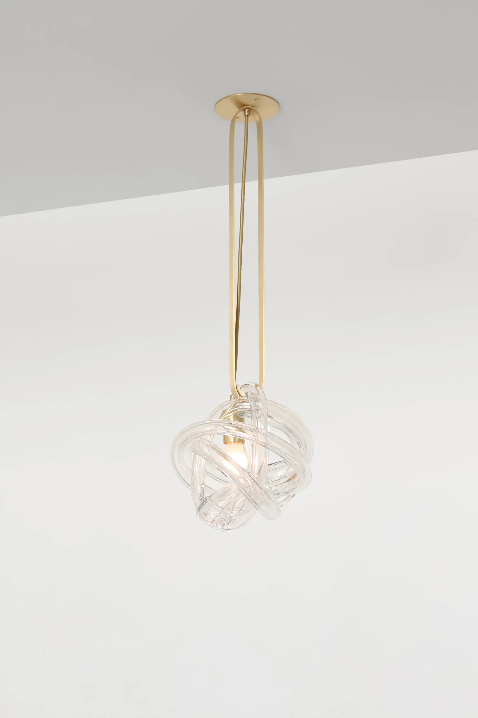SkLO - Wrap Pin Pendant
