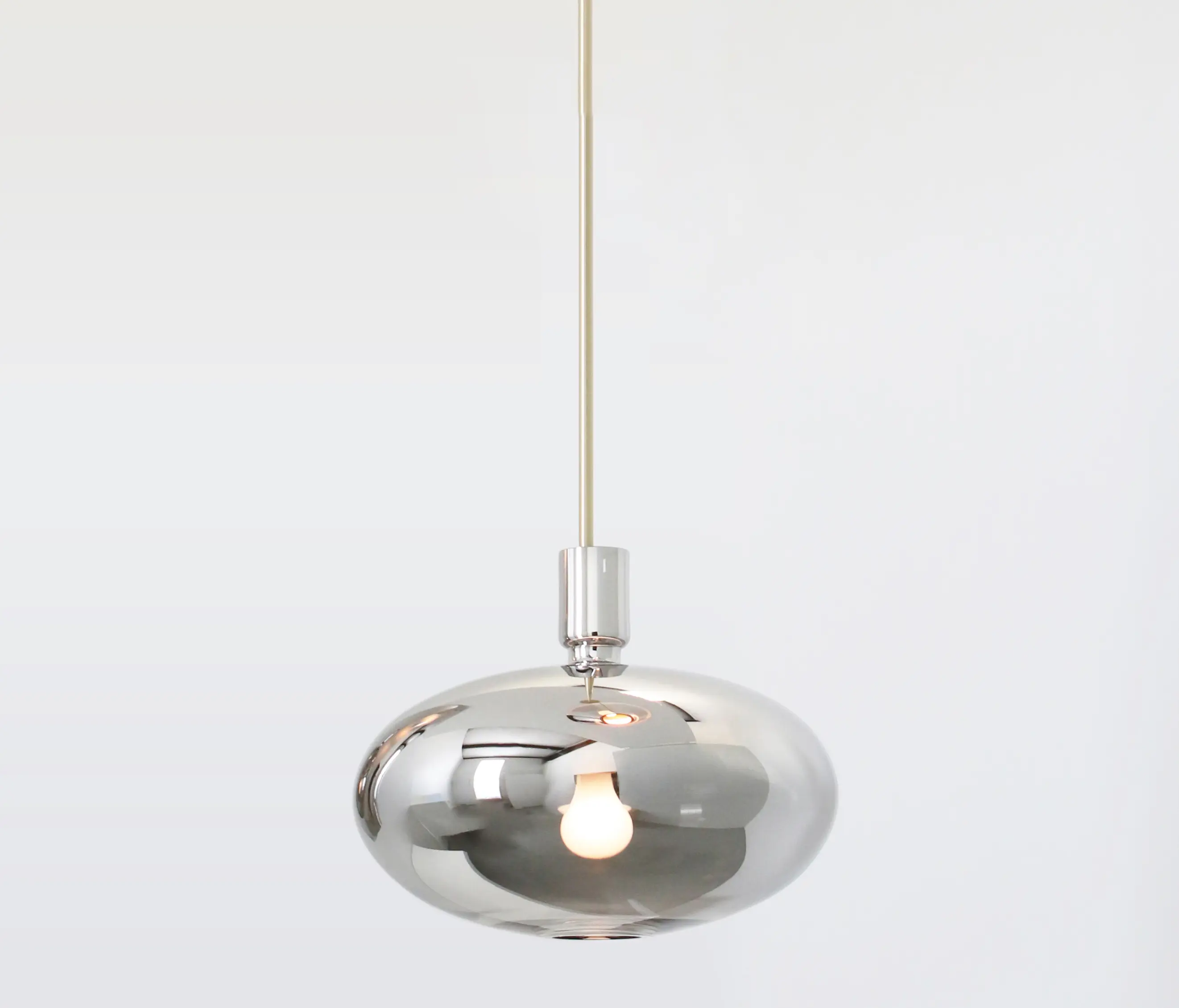 SkLO - Reflect Pendant Shape 2