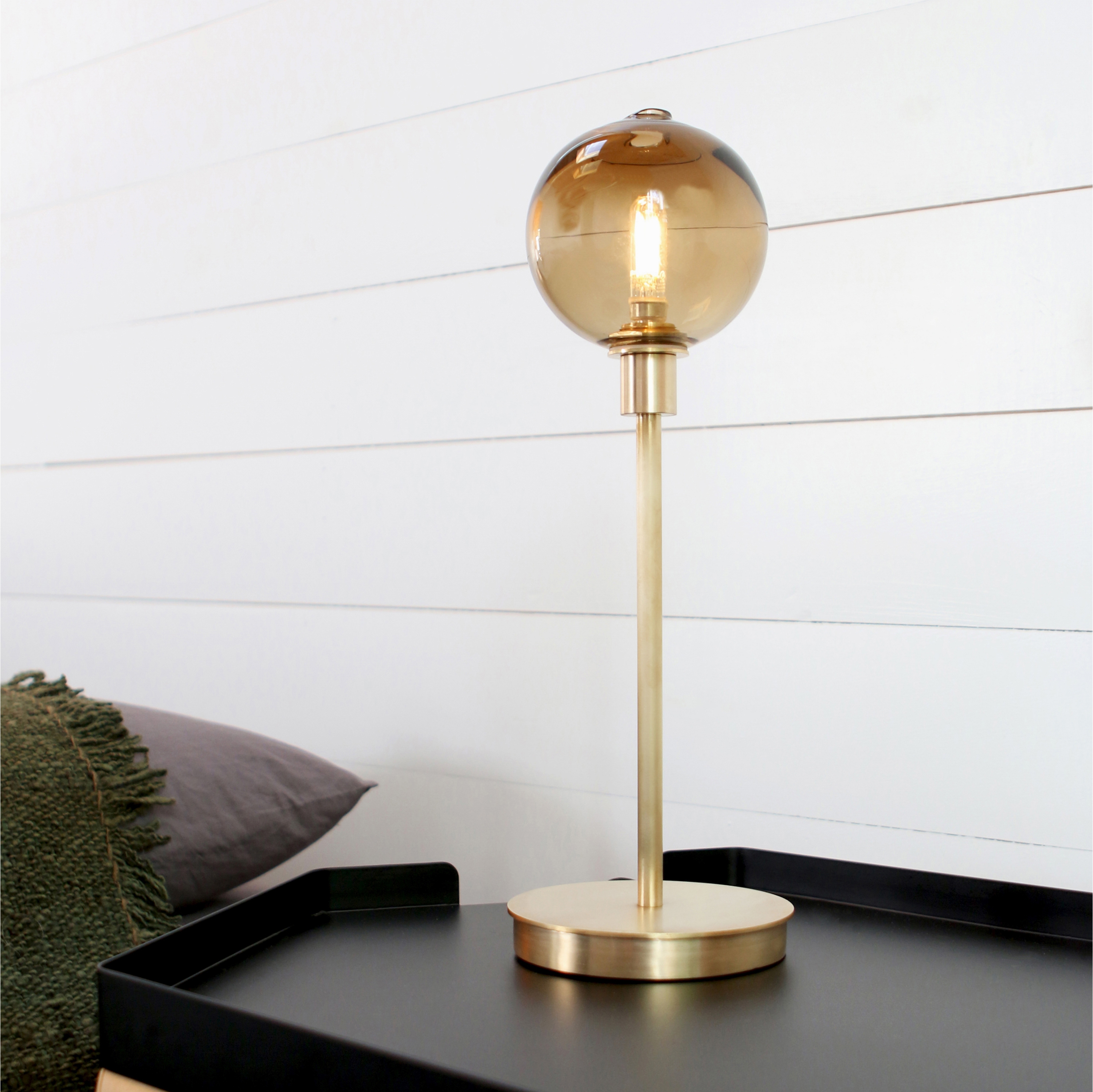 Mostra il prodotto Stem Table 1X del produttore SkLO