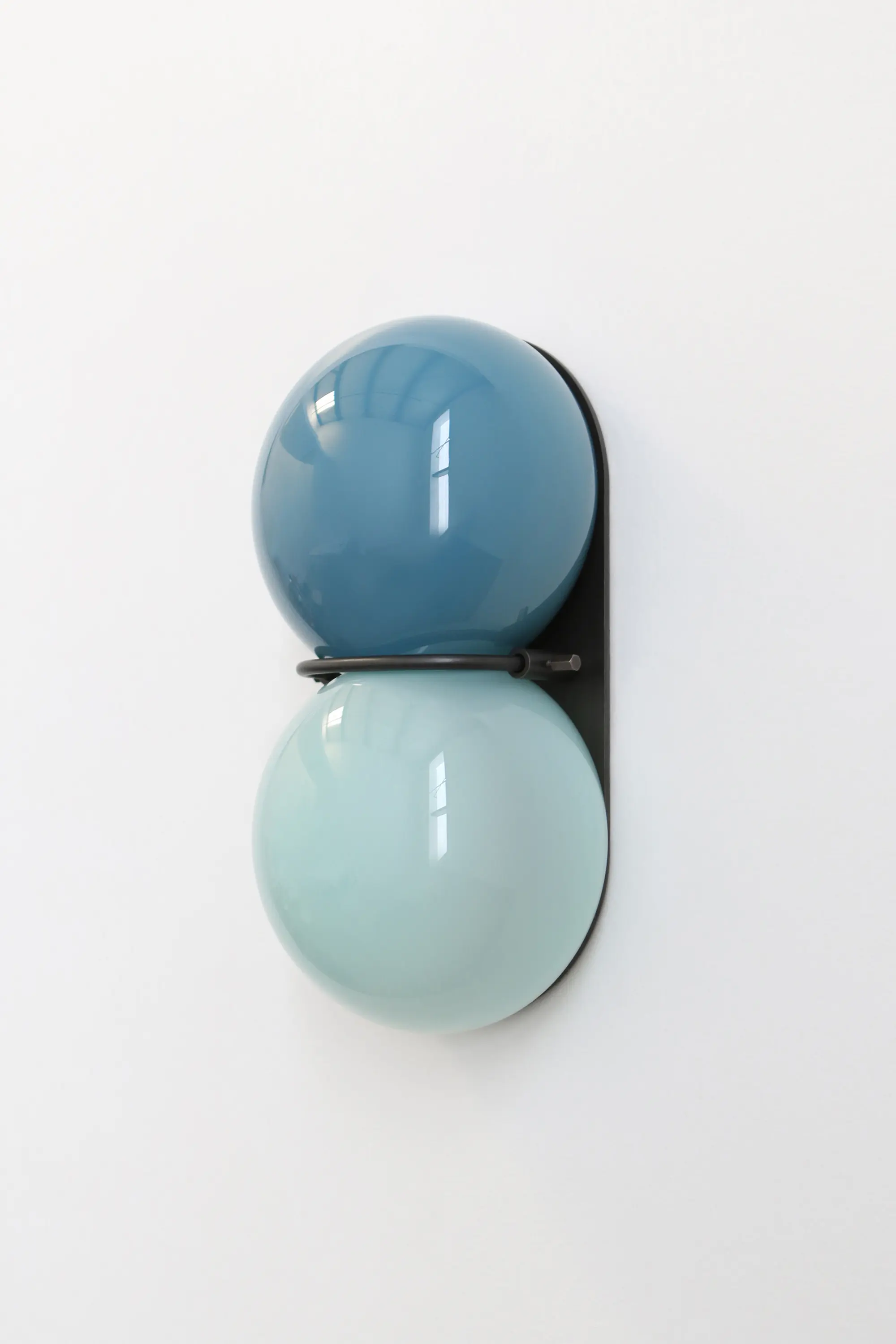 SkLO - Twin 1.0 Sconce