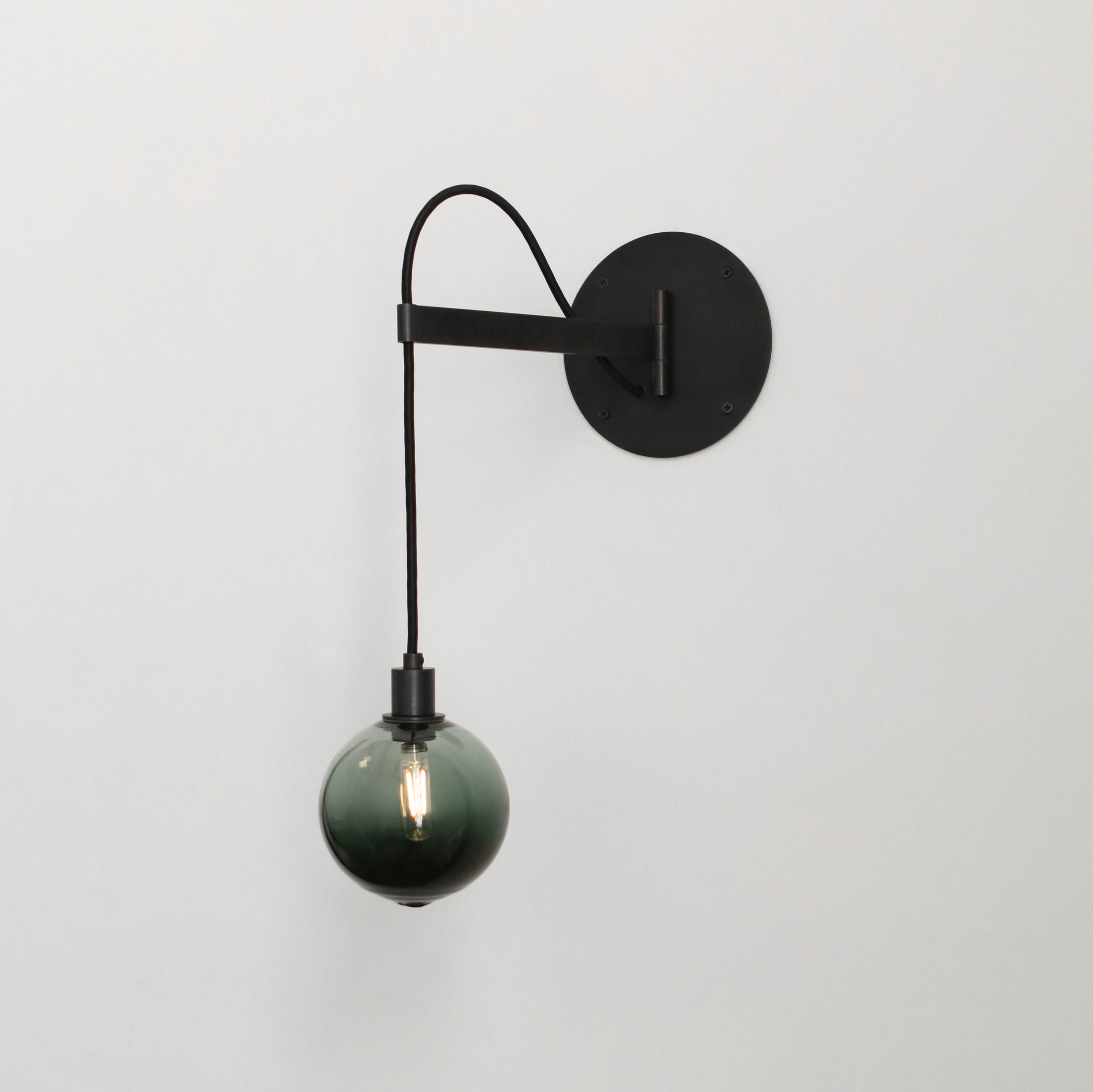 Drape Arm 1 Sconce (4.5 In Glass / Short Arm)
