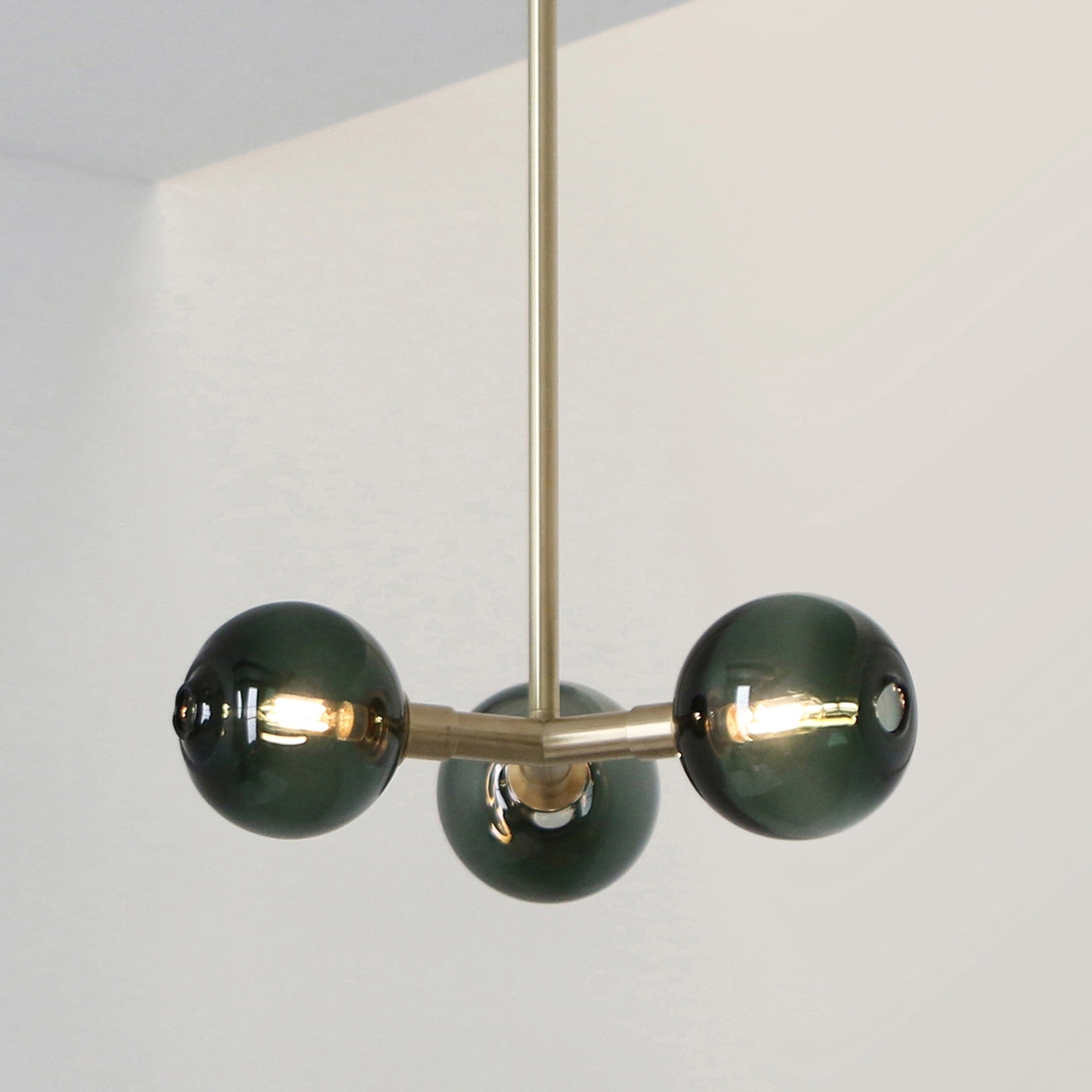 Mostra il prodotto Stem Pendant 3X (4.5 In Glass) del produttore SkLO
