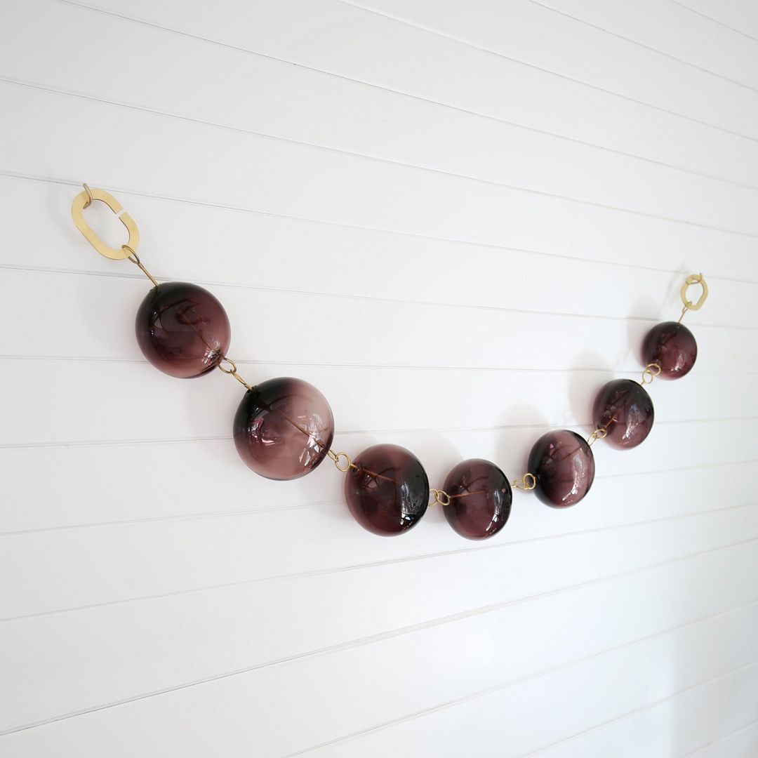 Afficher le produit Bead Wallpiece du fabricant SkLO