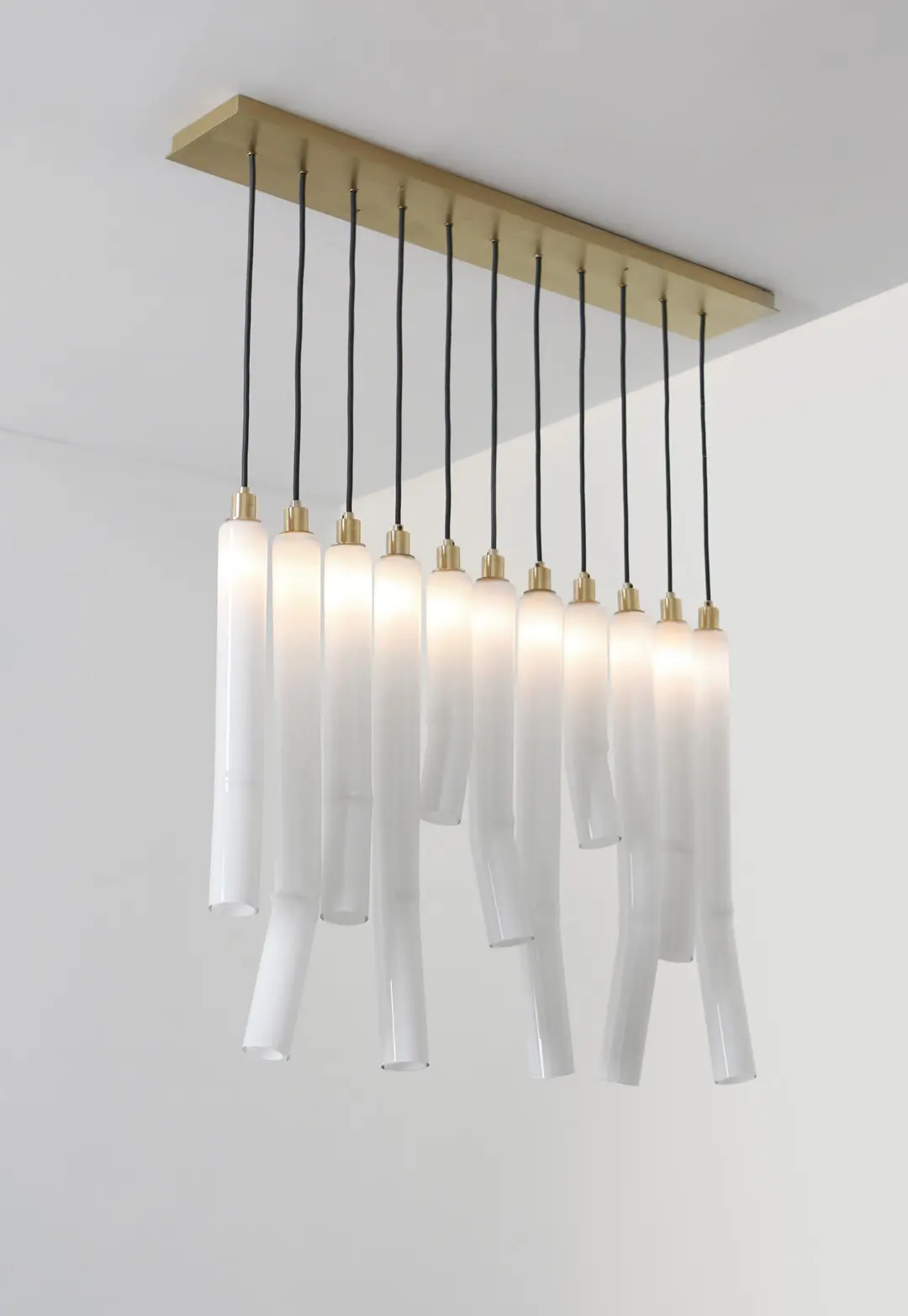 SkLO - Fold Linear Chandelier