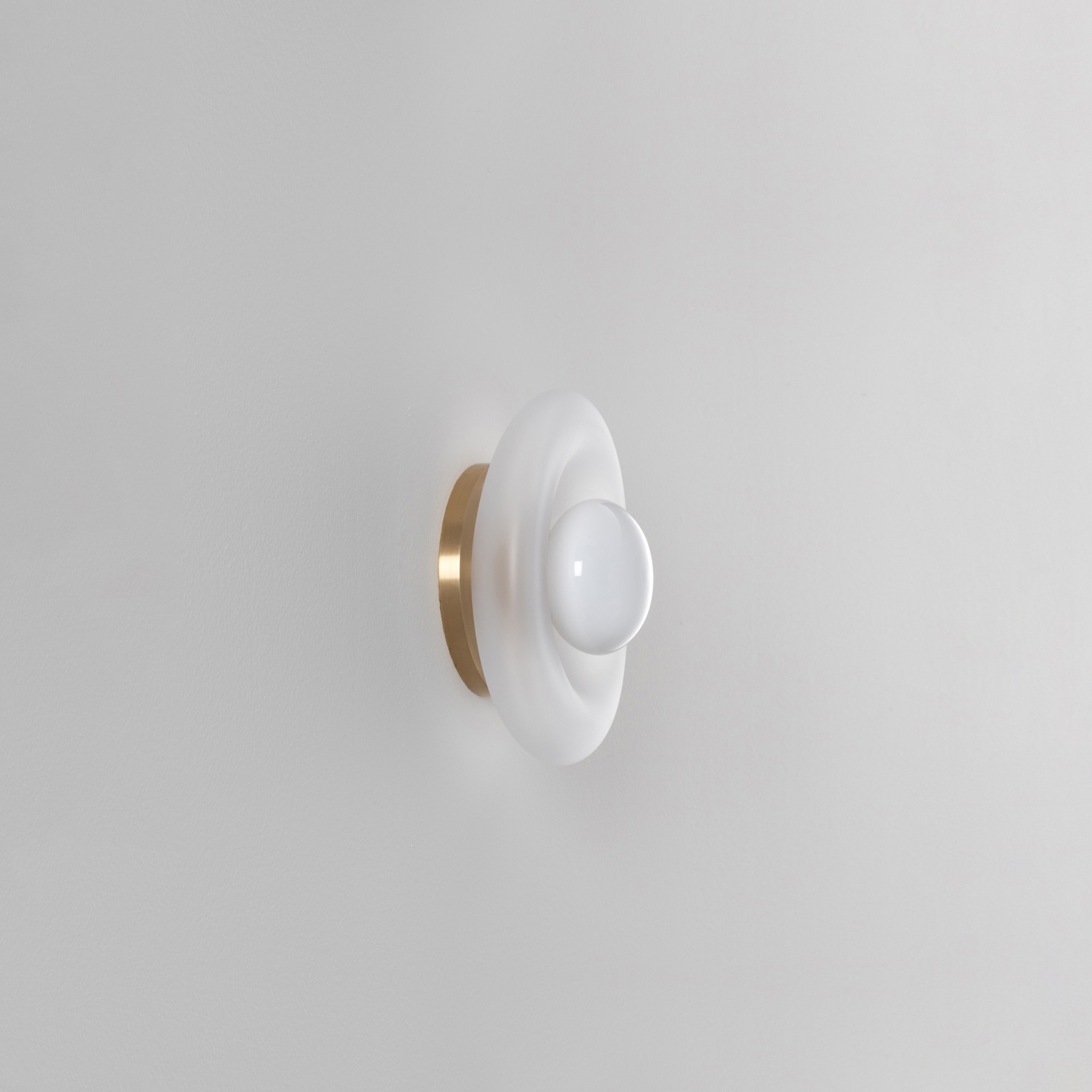 Vertoon produk Pillow Sconce-Ceiling van vervaardiger SkLO