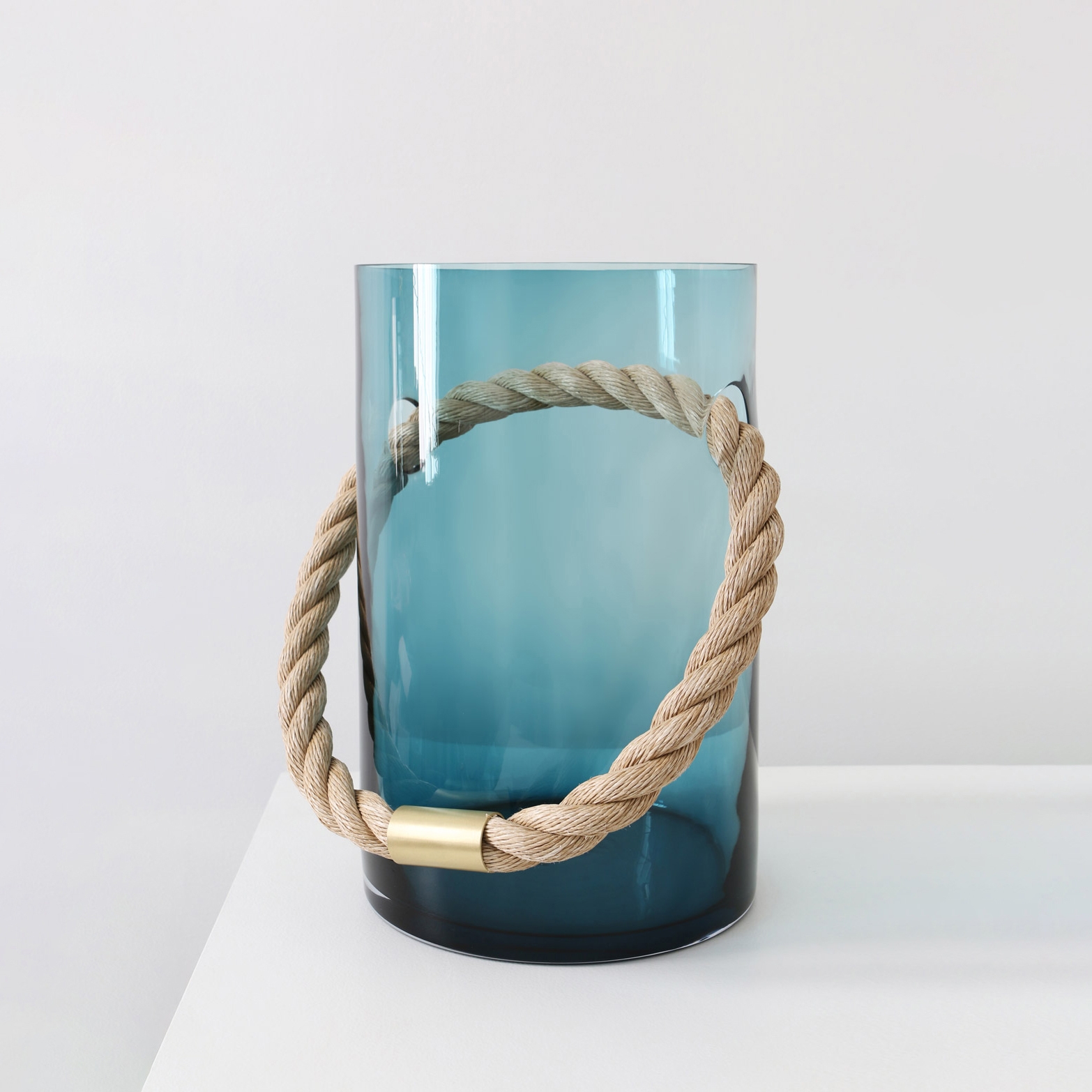 Display product Rope Vessel from manufacturer SkLO
