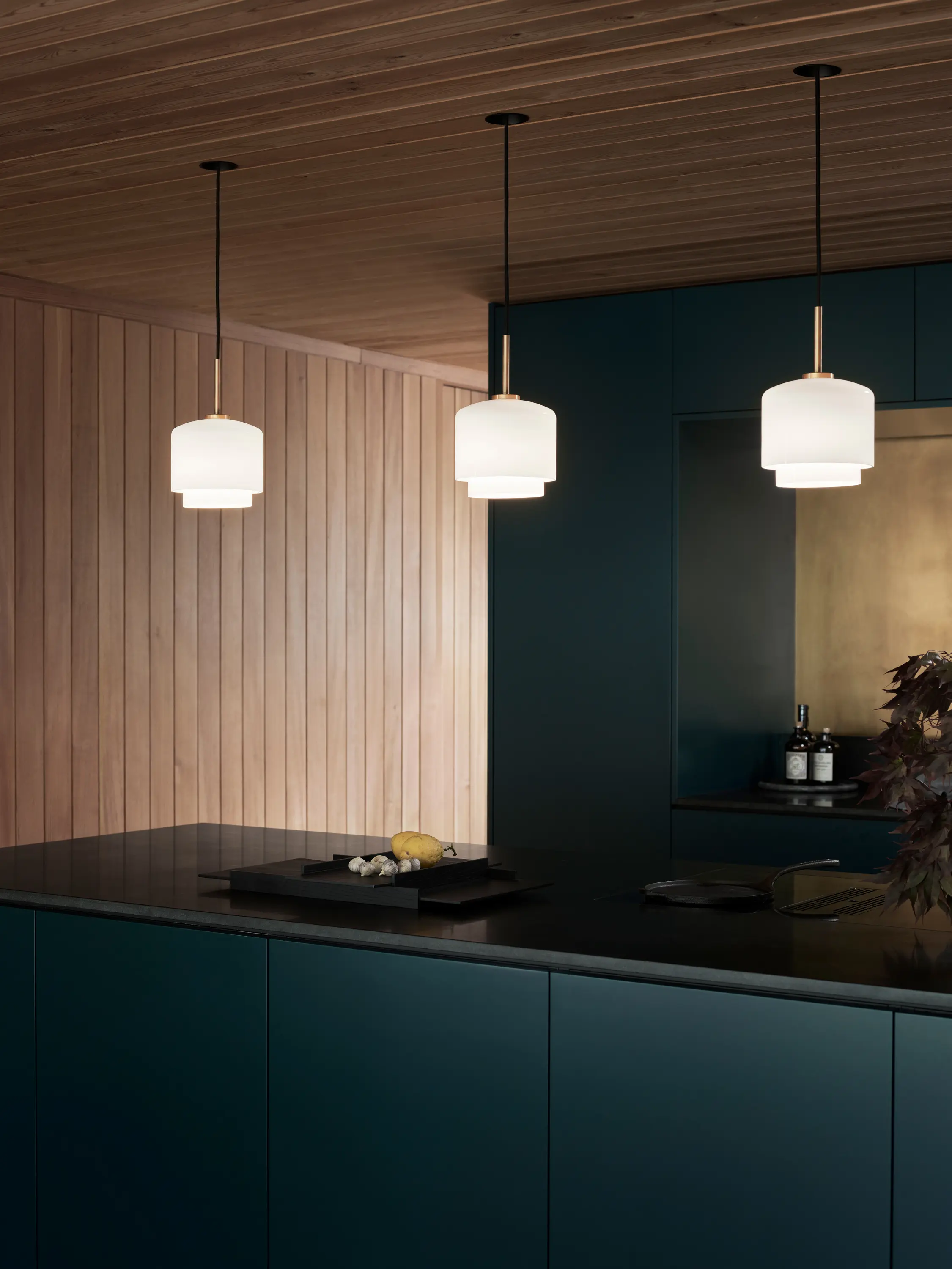 Please Wait to be Seated - Megumi Pendant | Ø180 | Brass