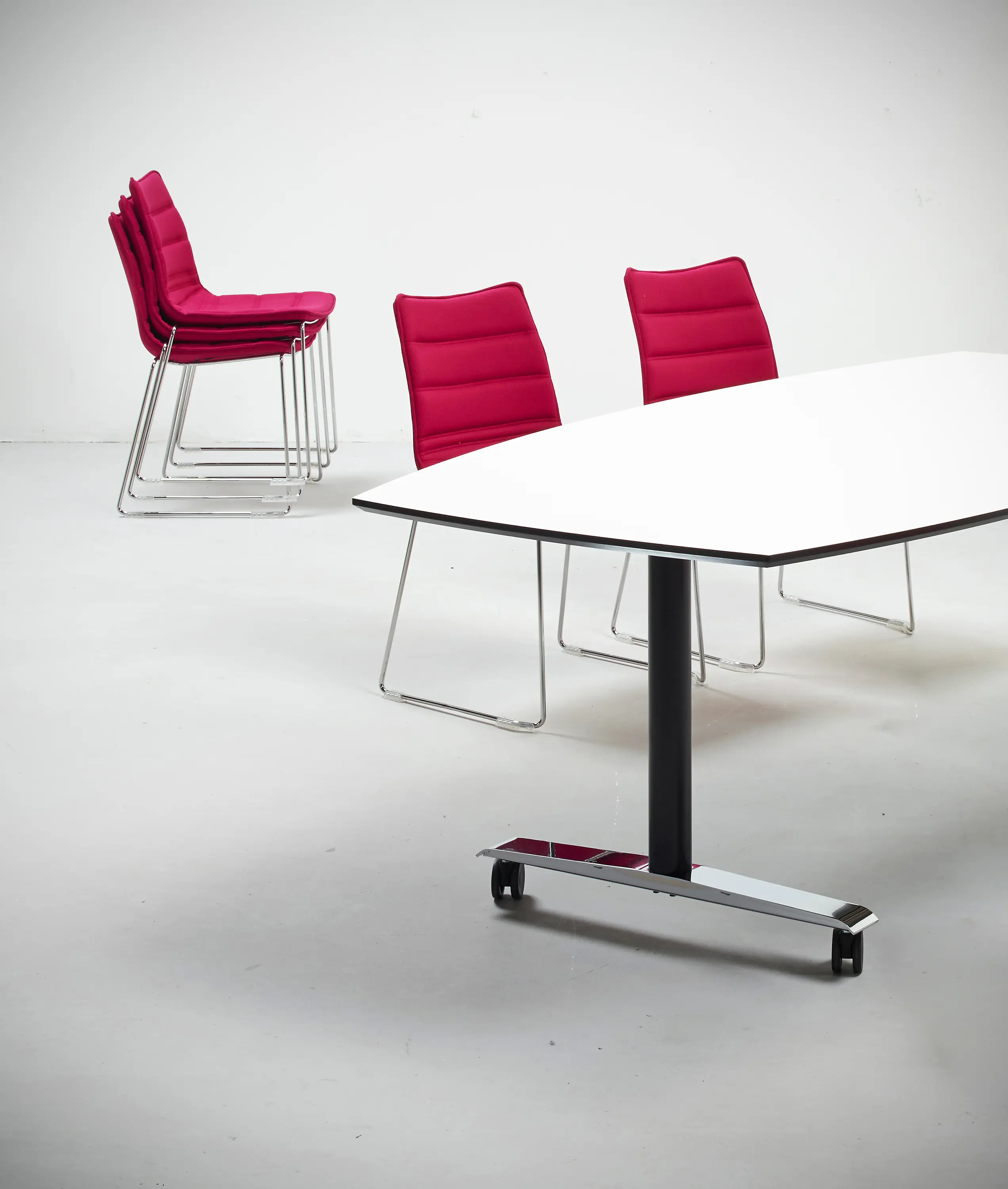 Cube Design - Quadro Conference Table