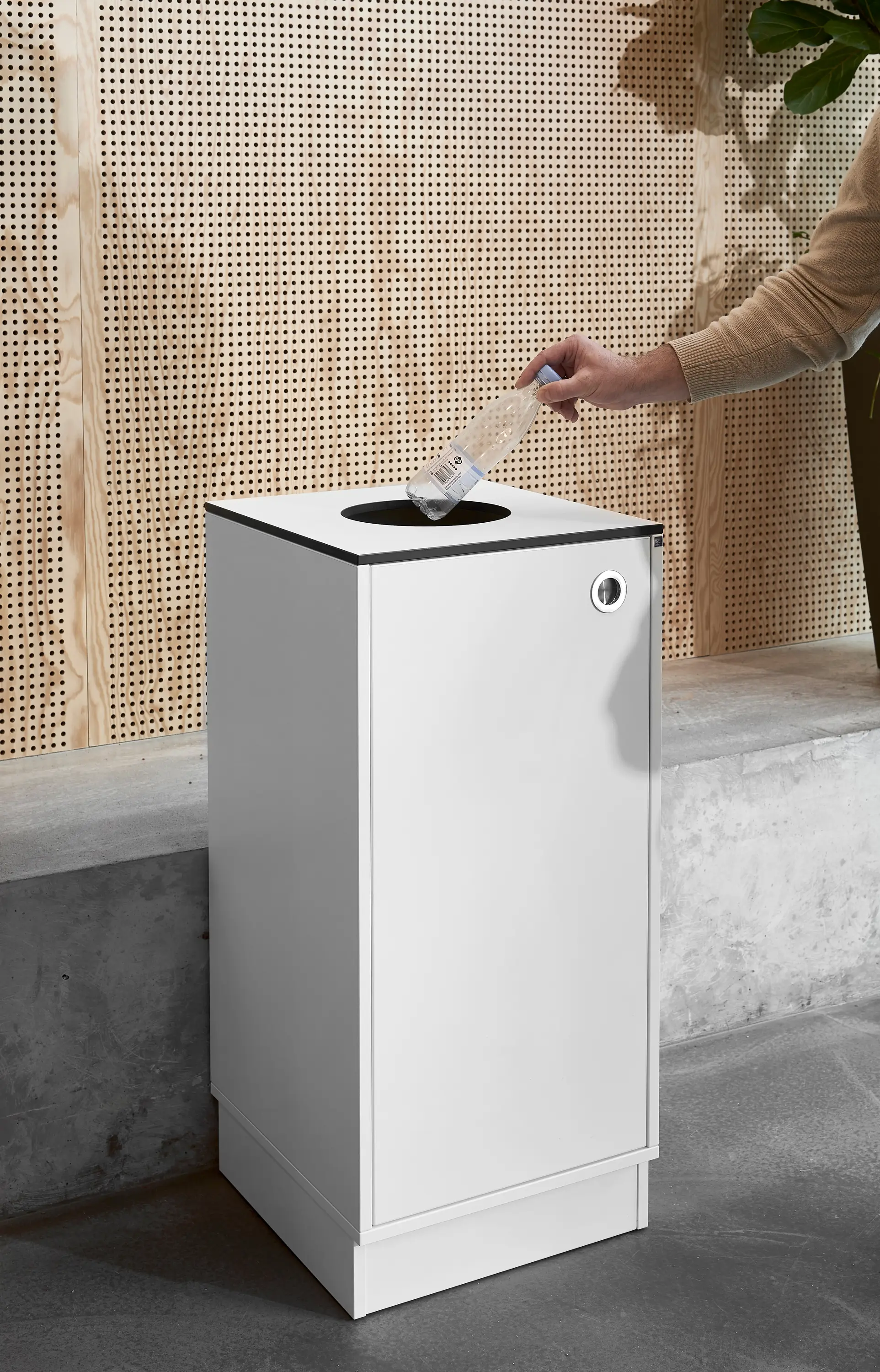 Cube Design - Recycling Station