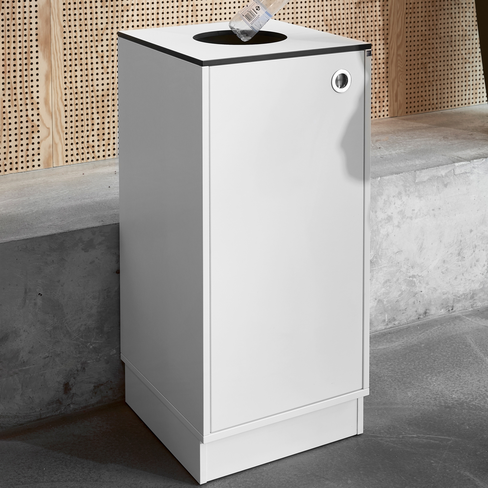 Mostrar el producto Recycling Station del fabricante Cube Design